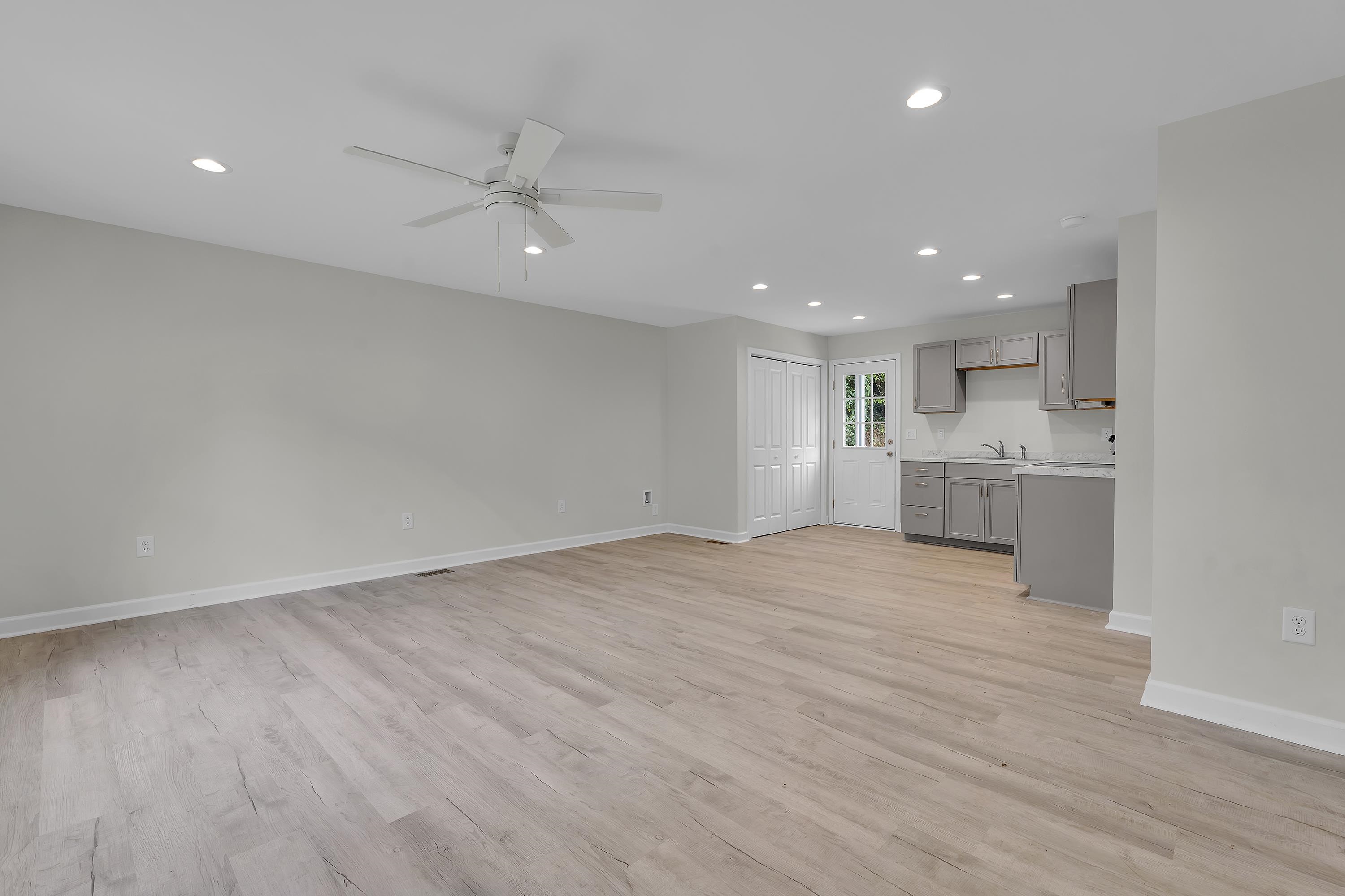 193 Converse Circle Property Photo 2