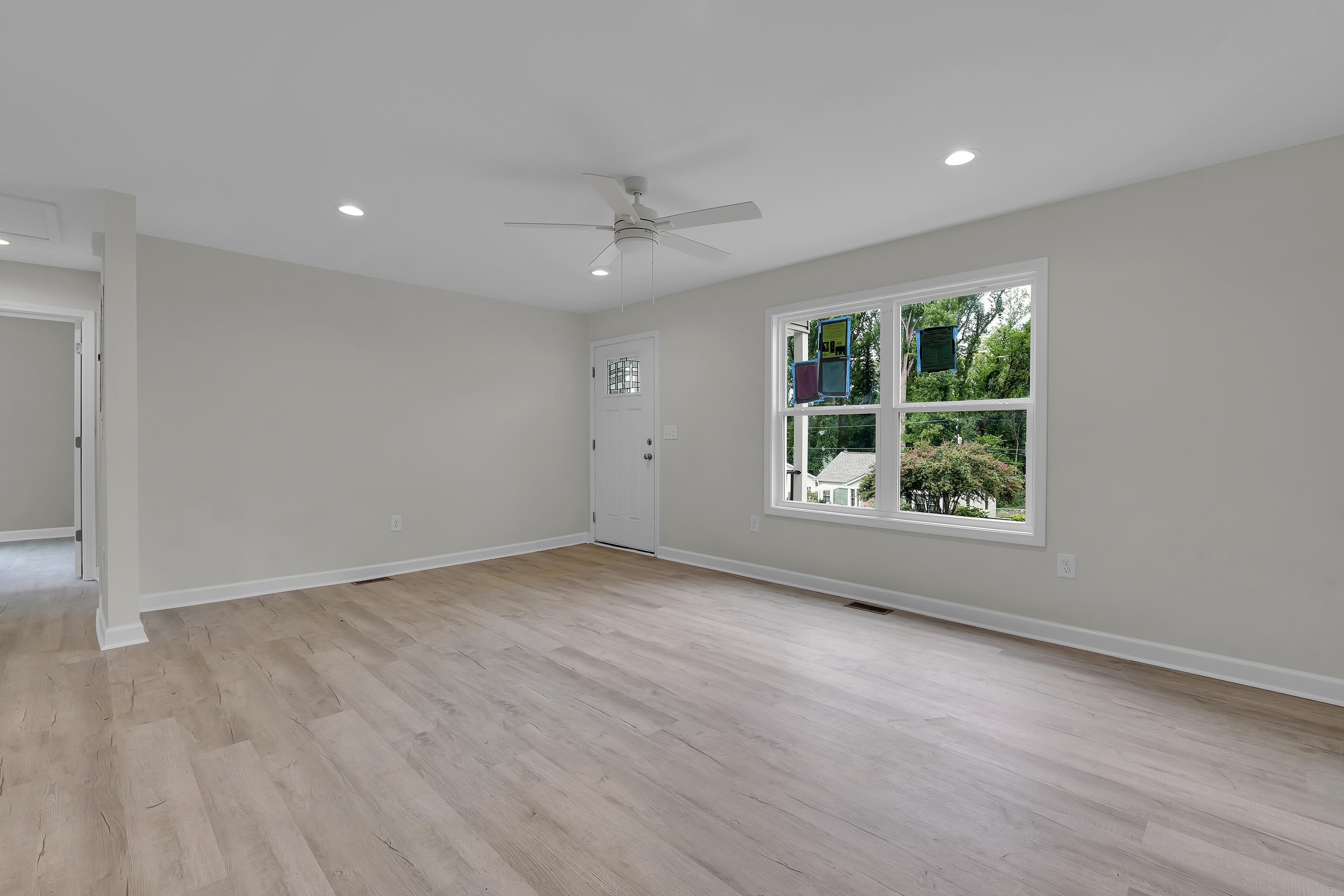 193 Converse Circle Property Photo 3