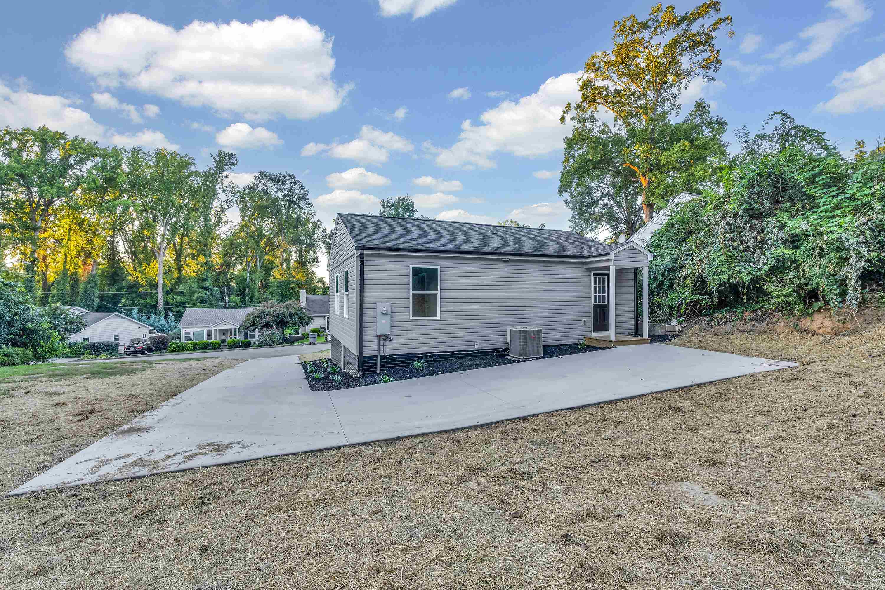193 Converse Circle Property Photo 13