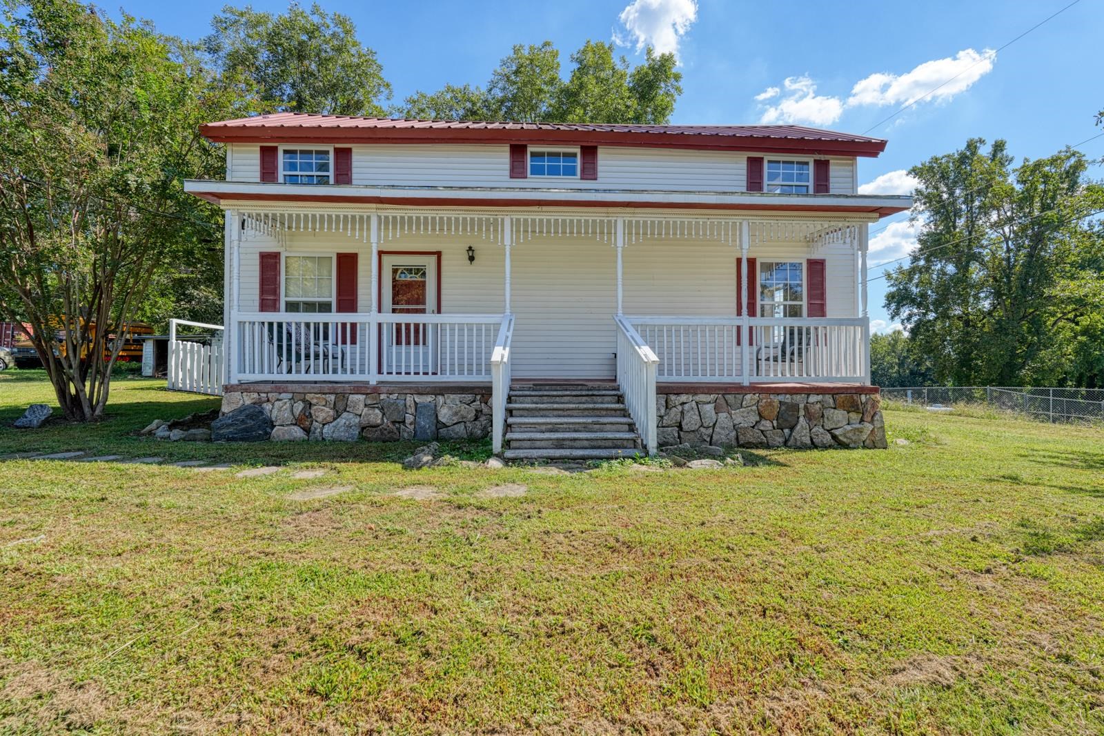 250 Cedar Street Property Photo 1