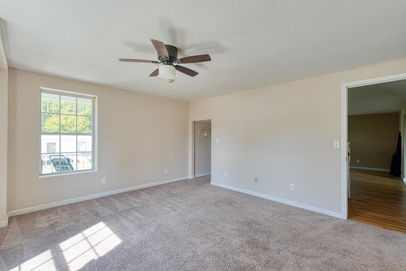 250 Cedar Street Property Photo 22