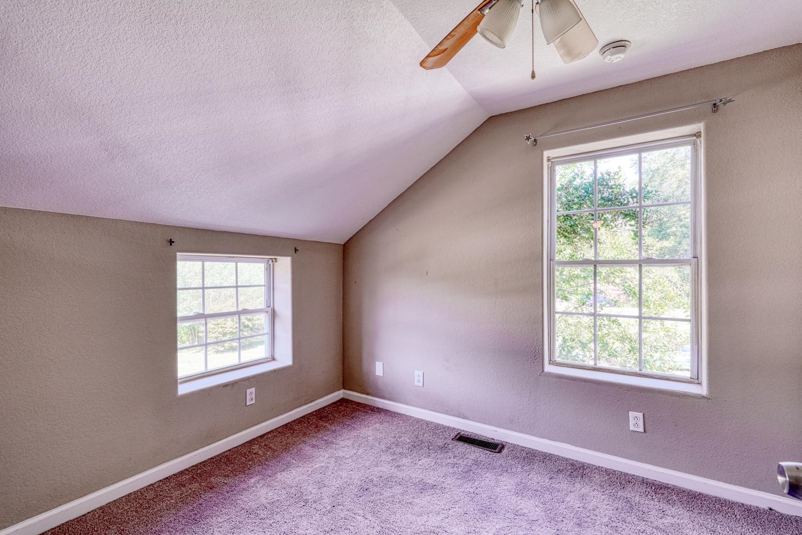 250 Cedar Street Property Photo 27
