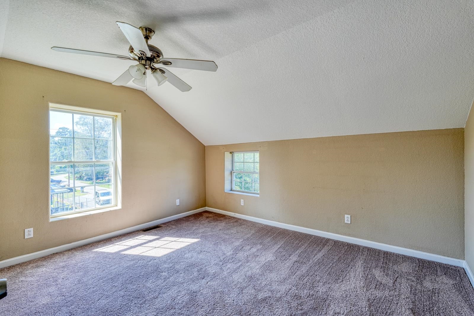 250 Cedar Street Property Photo 30
