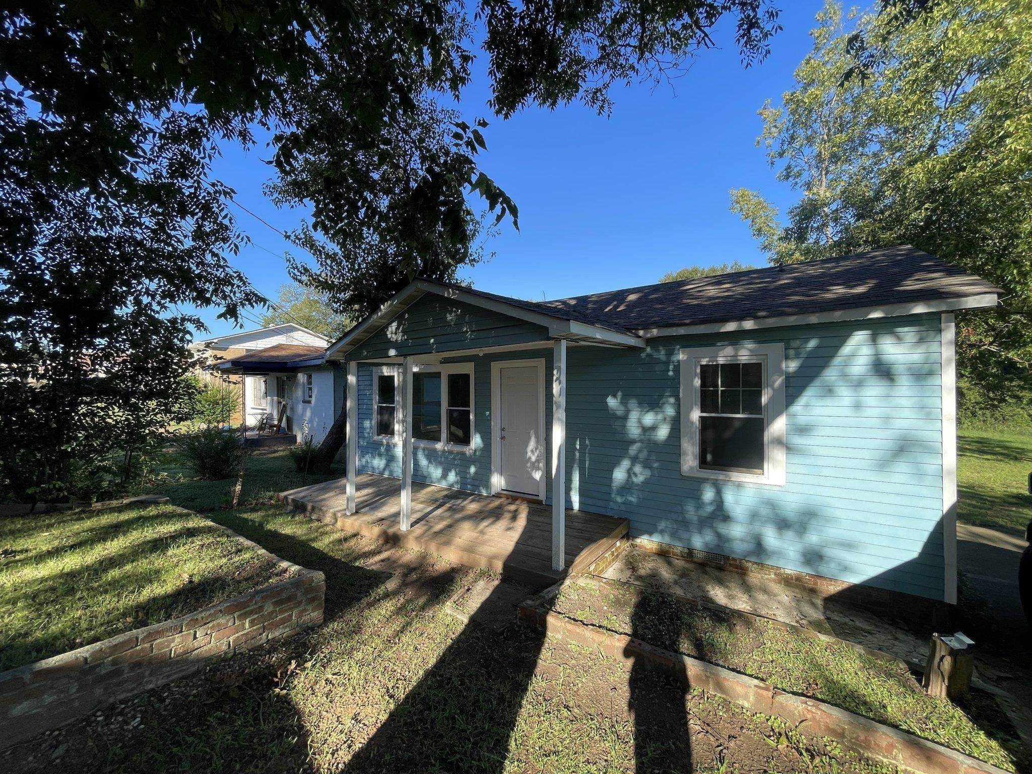 111 Gaffney Avenue Property Photo 1