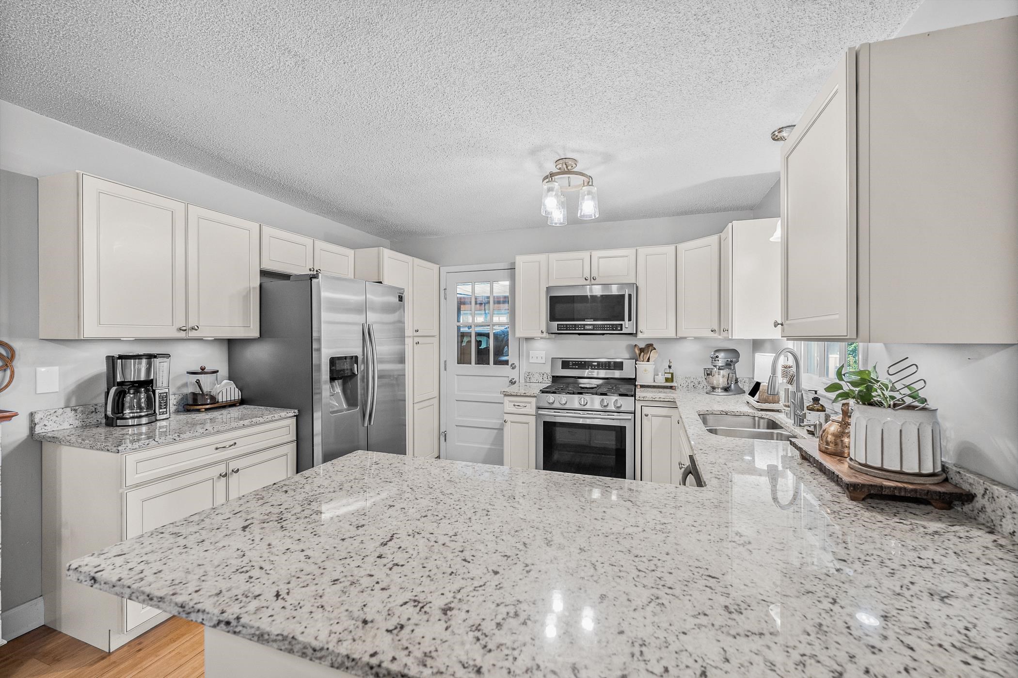 201 Leila Street Property Photo 13