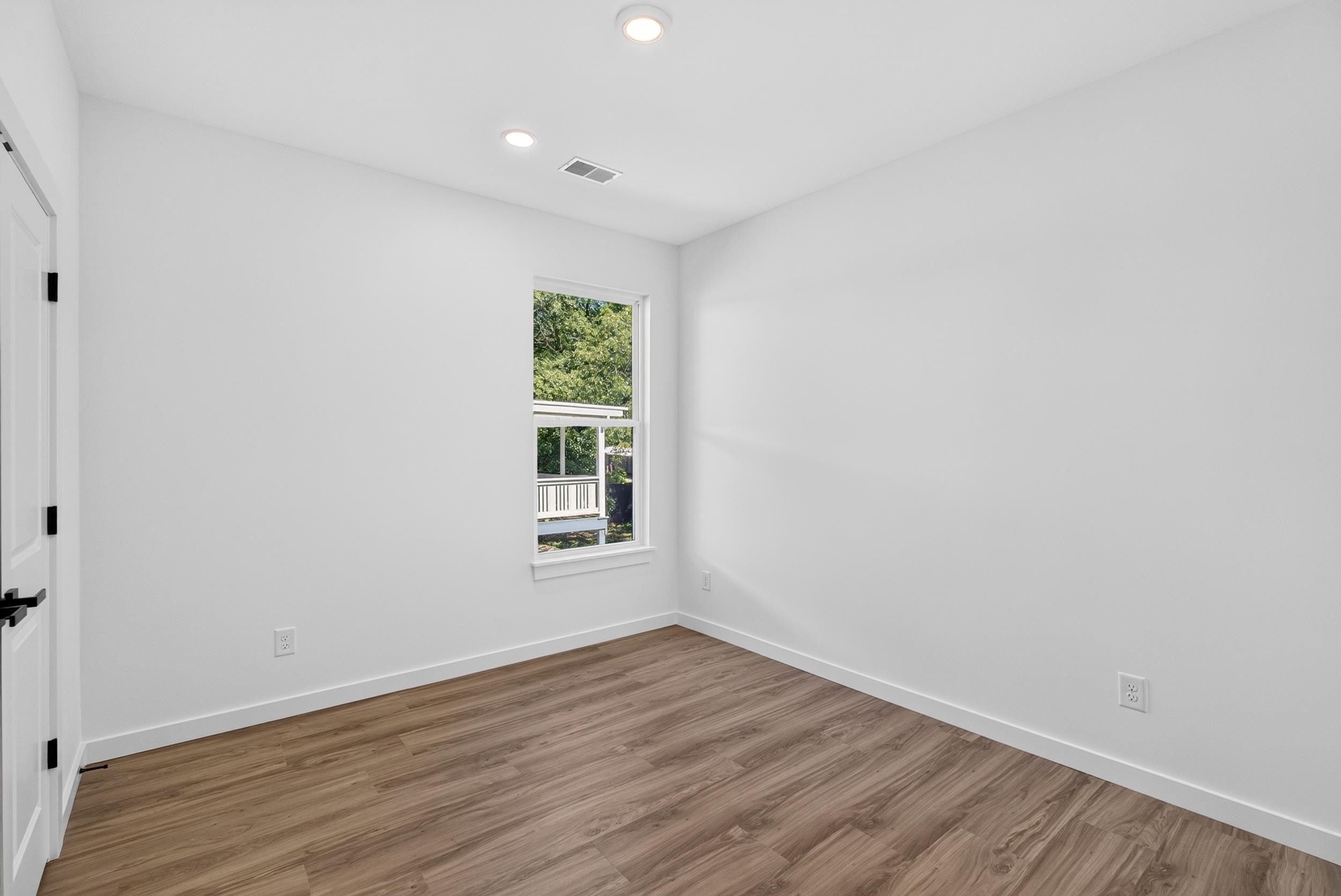 111 Liberty Drive Property Photo 22