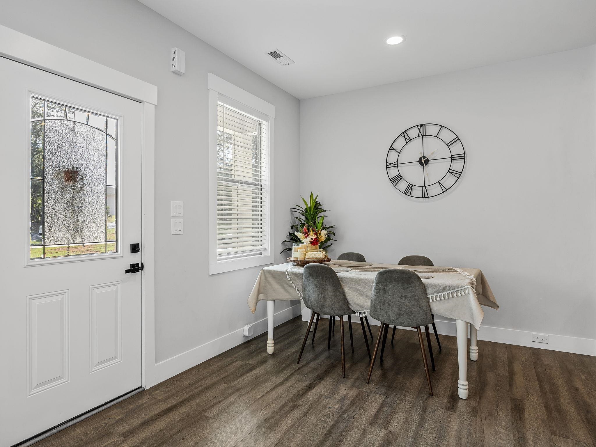 342389 Property Photo 11