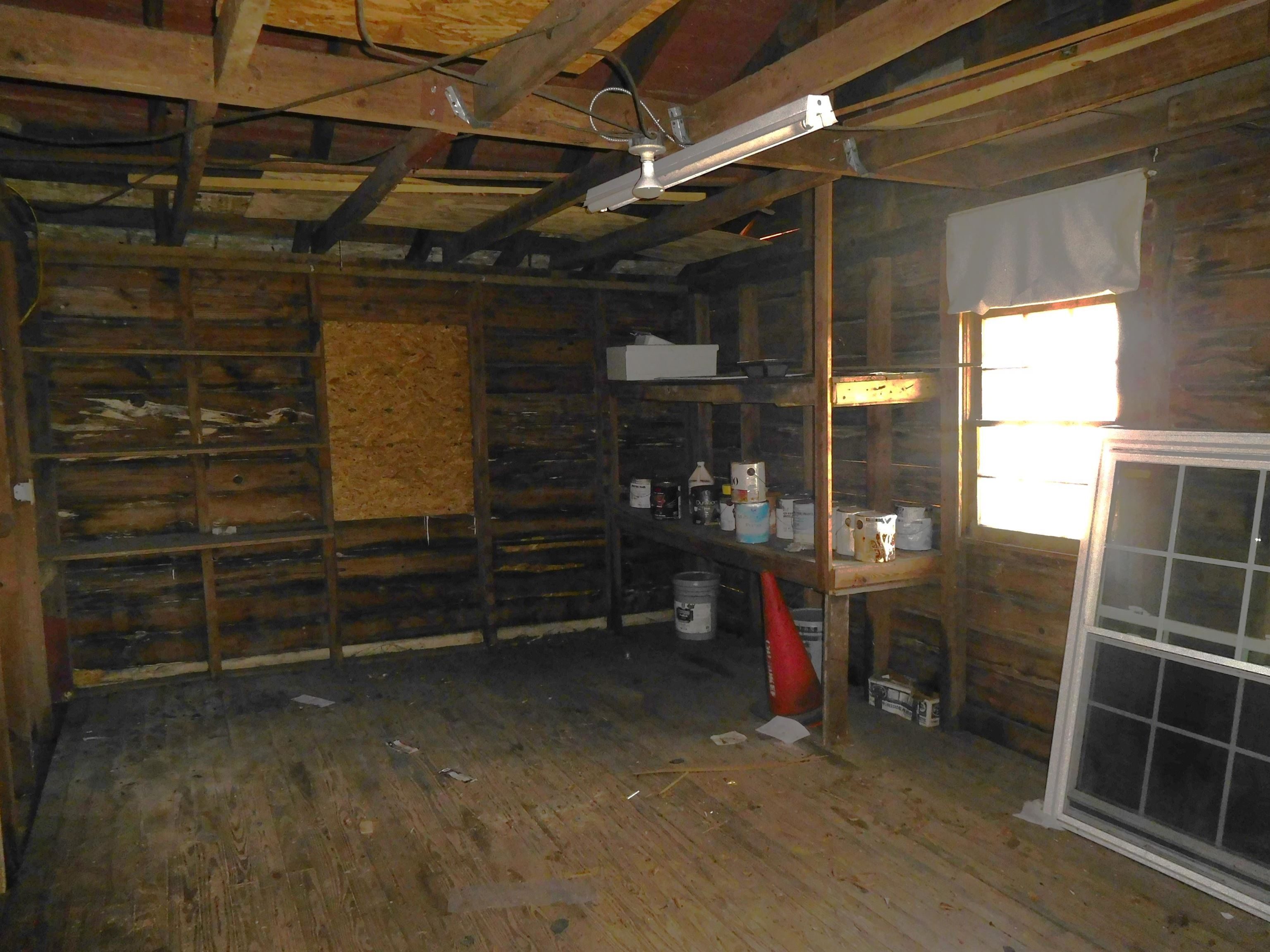 401 Thompson Street Property Photo 20