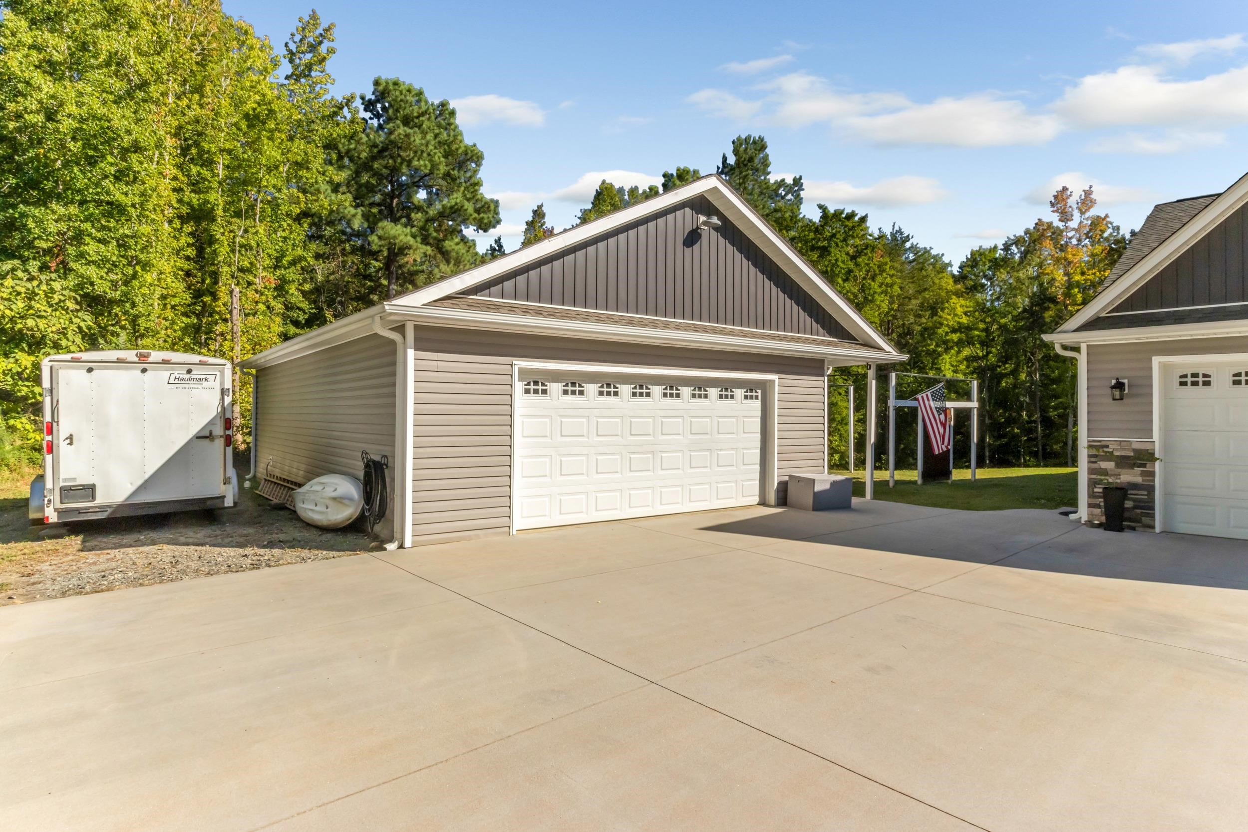 715 Bradley Dill Road Property Photo 4