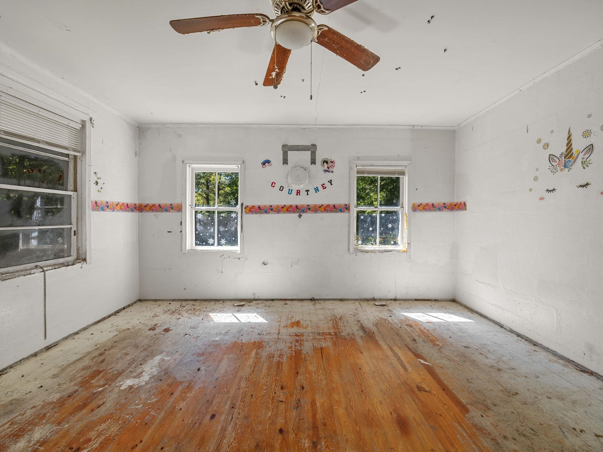 214 2nd Street Property Photo 10
