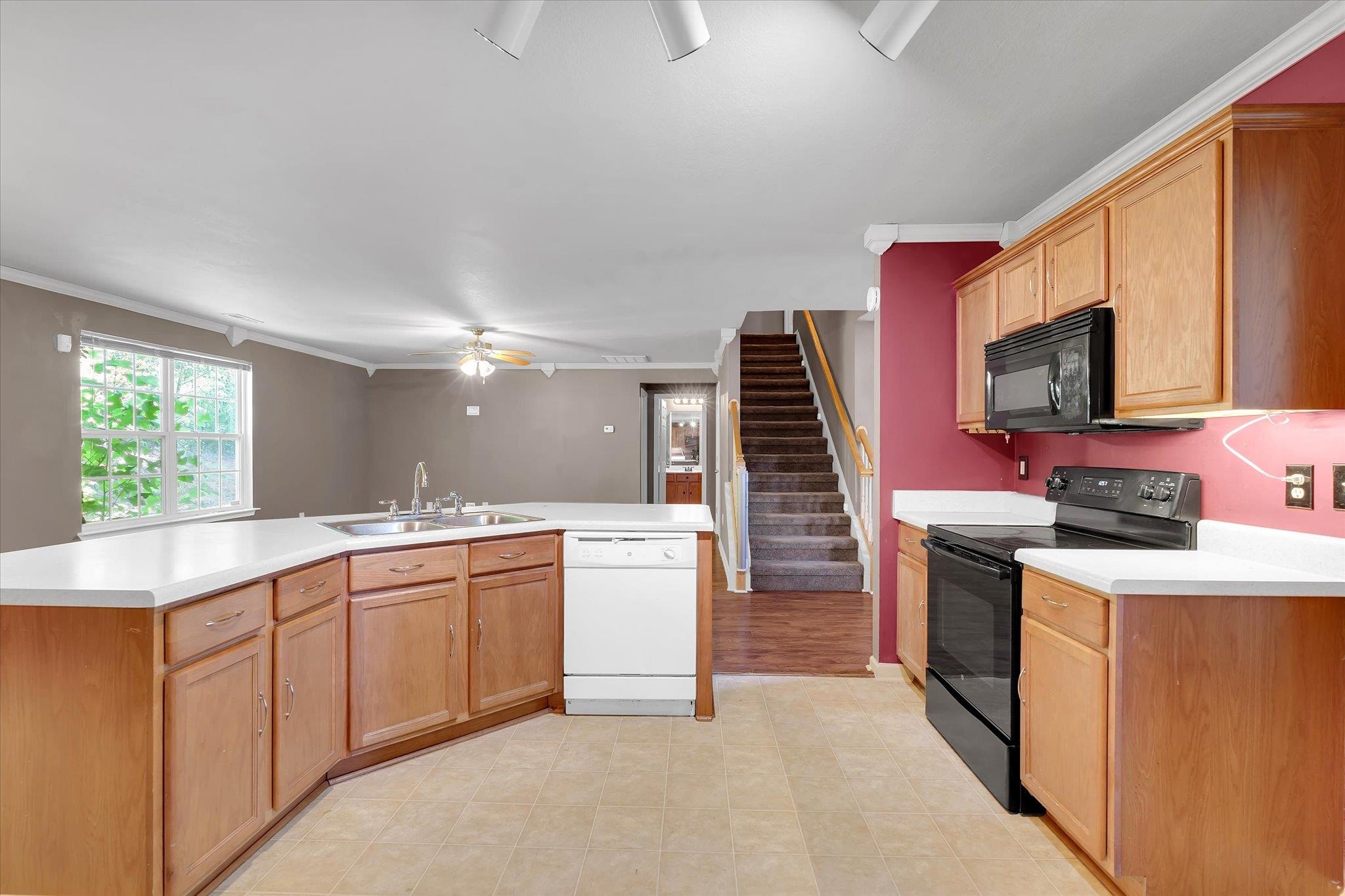 113 China Berry Court Property Photo 11