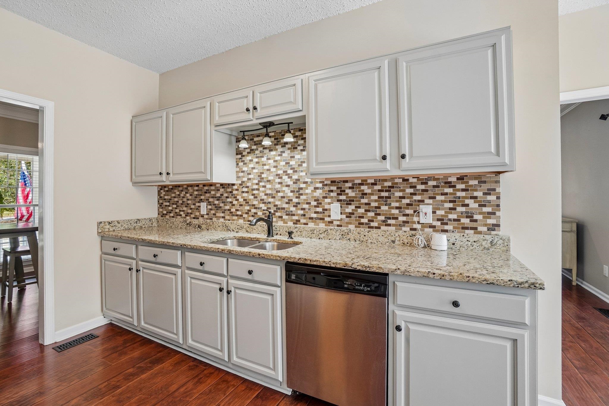 287 Hunters Pointe Drive Property Photo 27