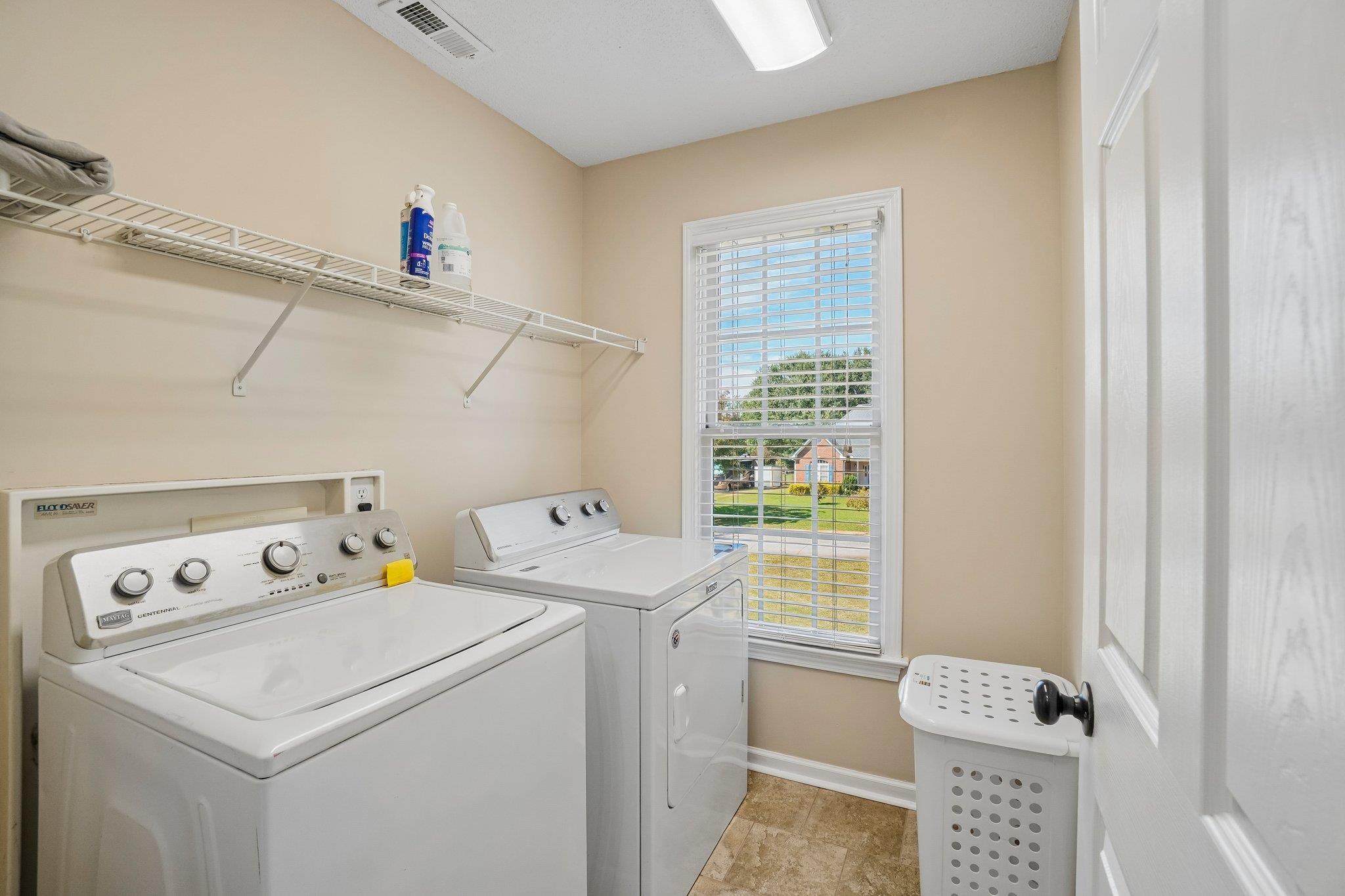 287 Hunters Pointe Drive Property Photo 36