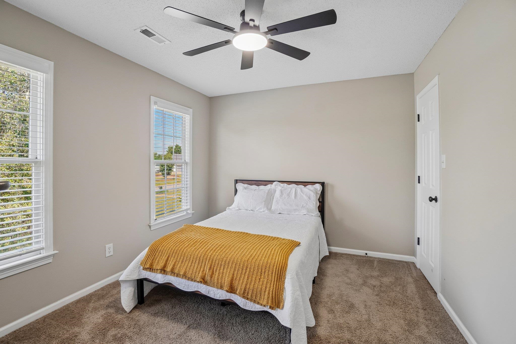 287 Hunters Pointe Drive Property Photo 37