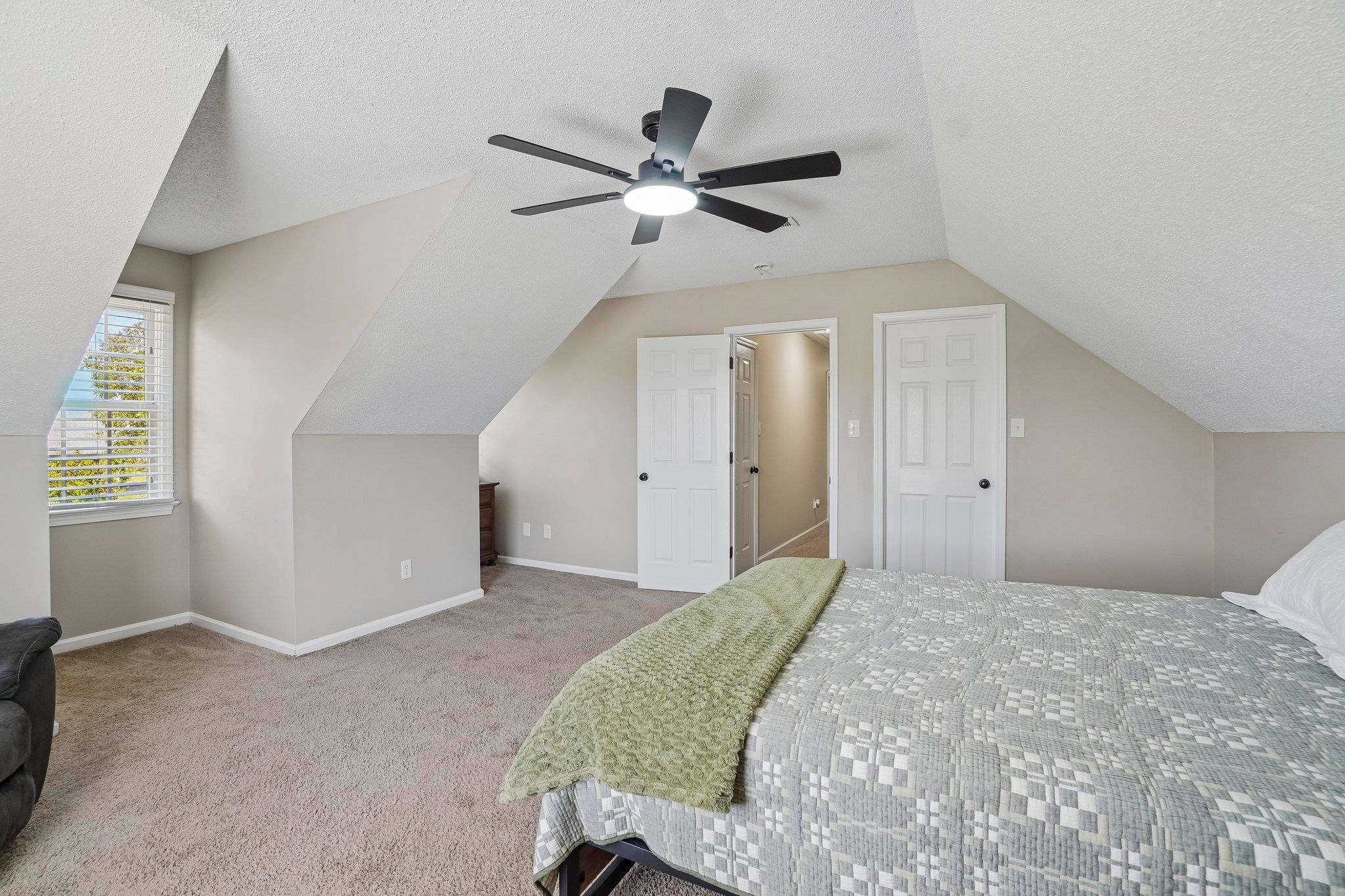 287 Hunters Pointe Drive Property Photo 42