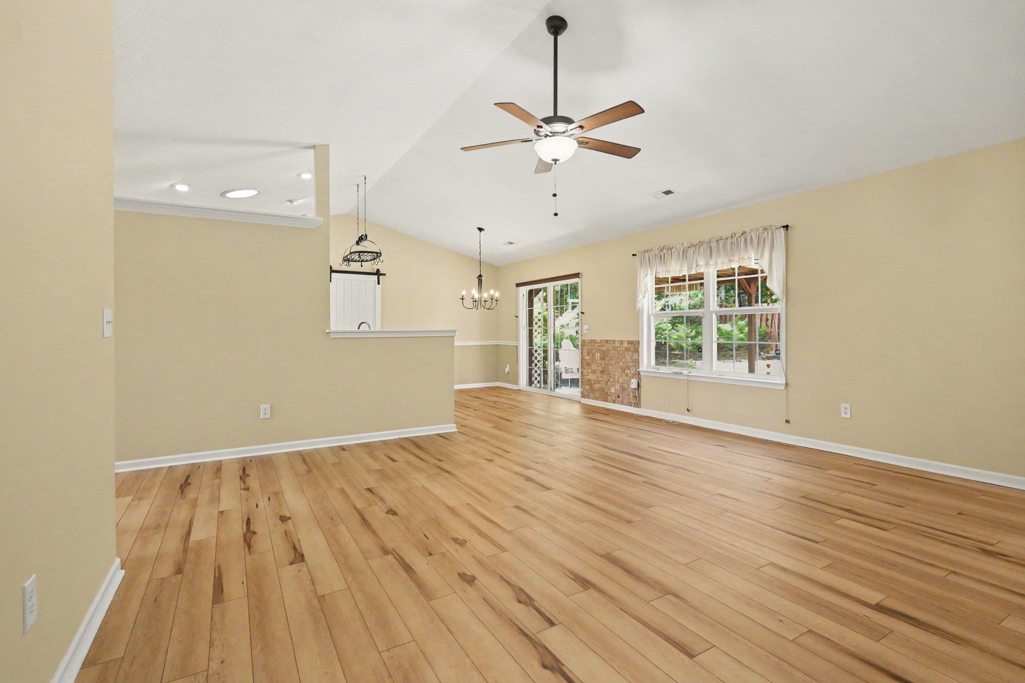 744 White Cloud Drive Property Photo 5
