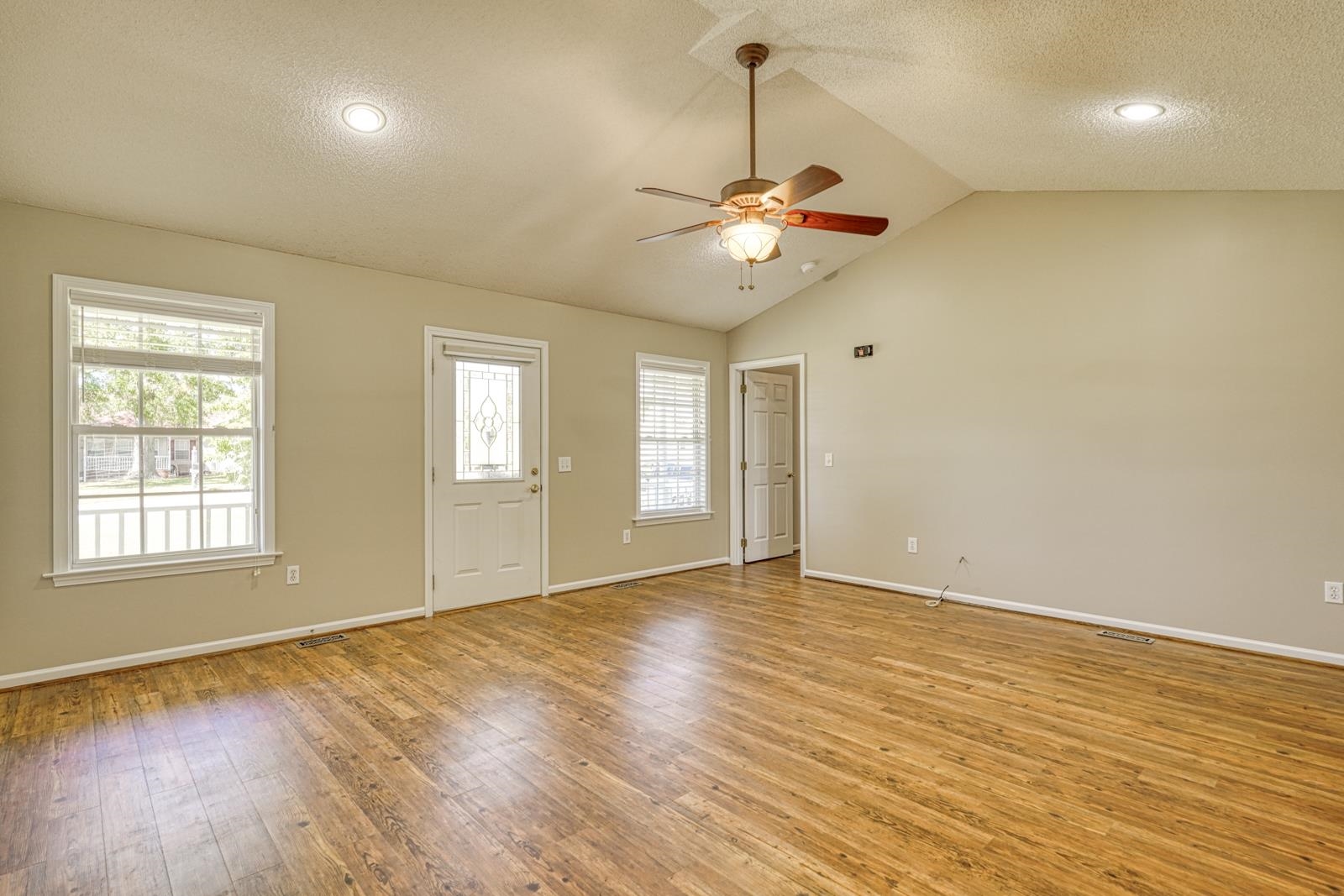 424 Bollweevil Way Property Photo 10