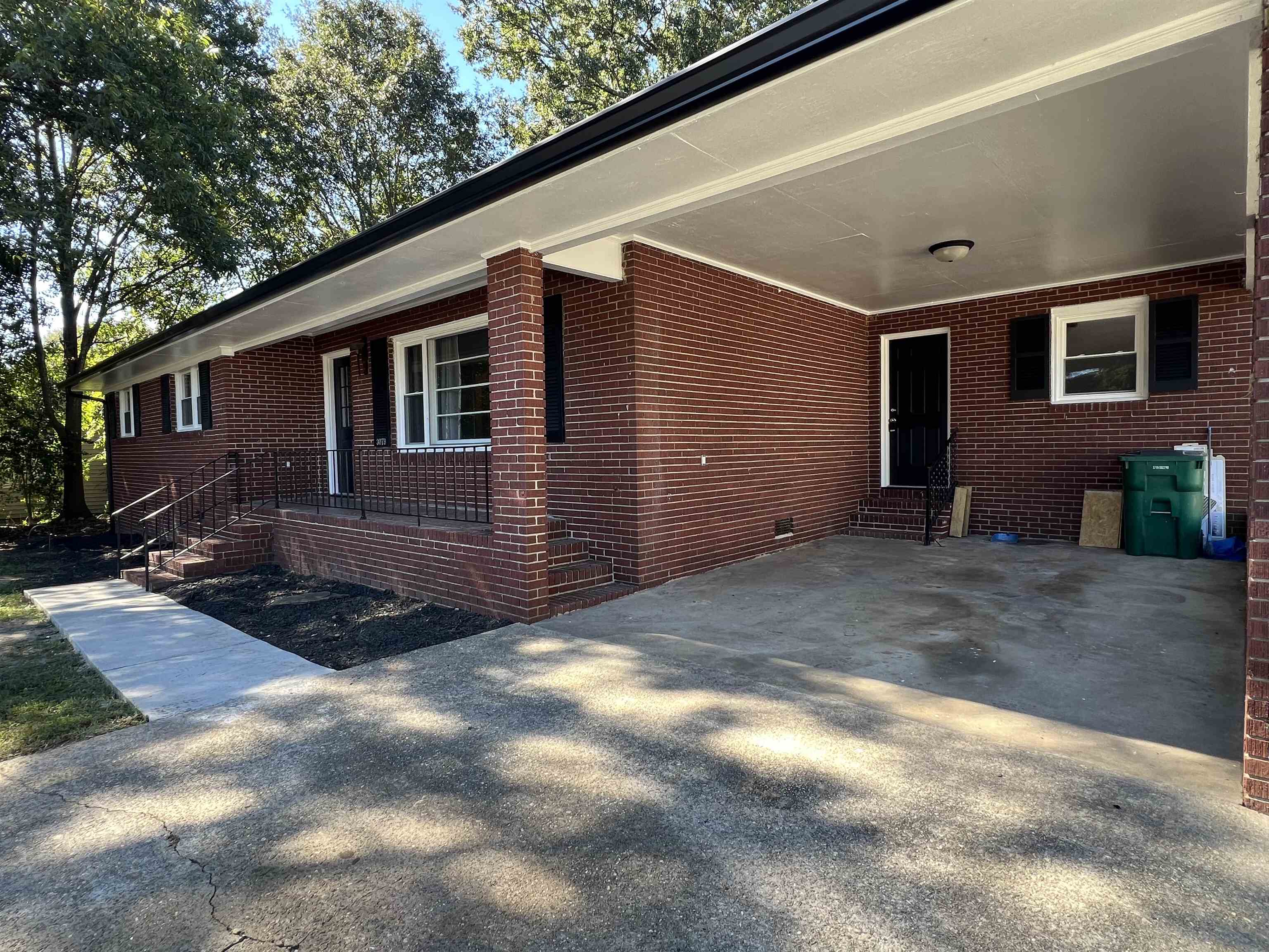 3077 N Blackstock Rd Property Photo 3