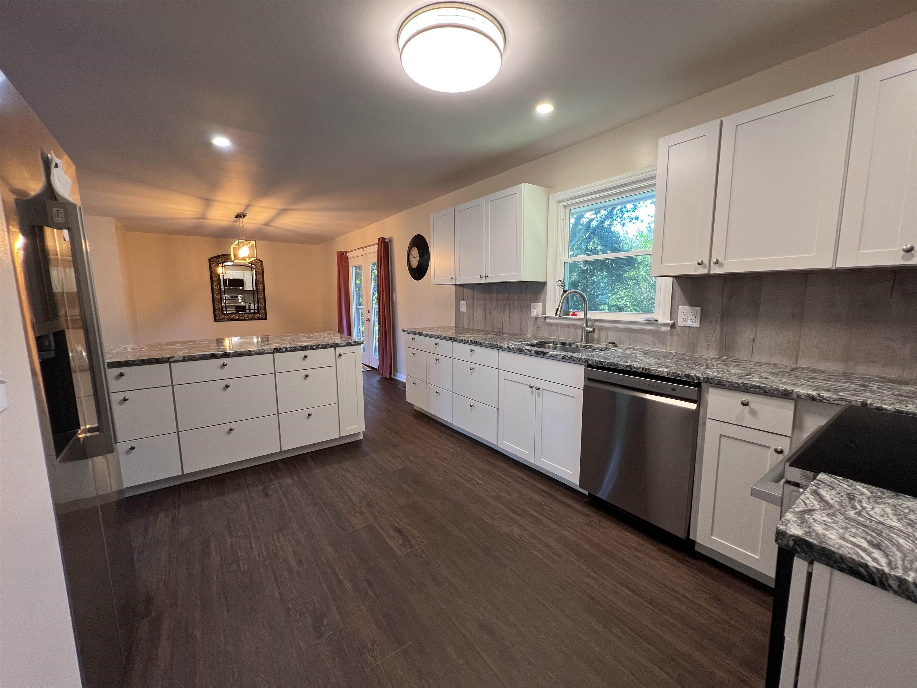 3077 N Blackstock Rd Property Photo 10