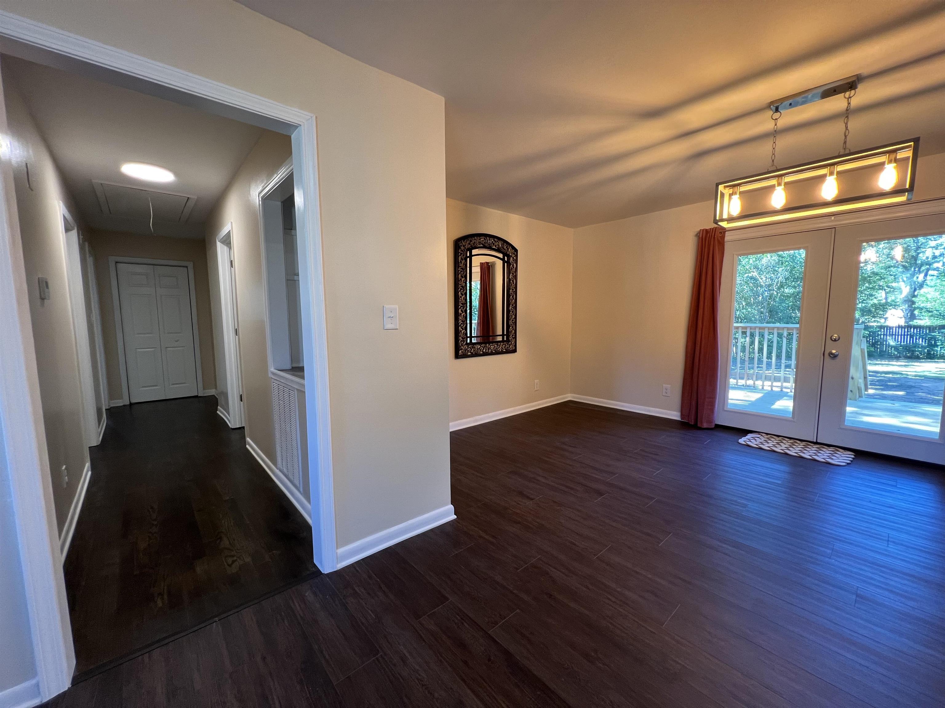 3077 N Blackstock Rd Property Photo 14