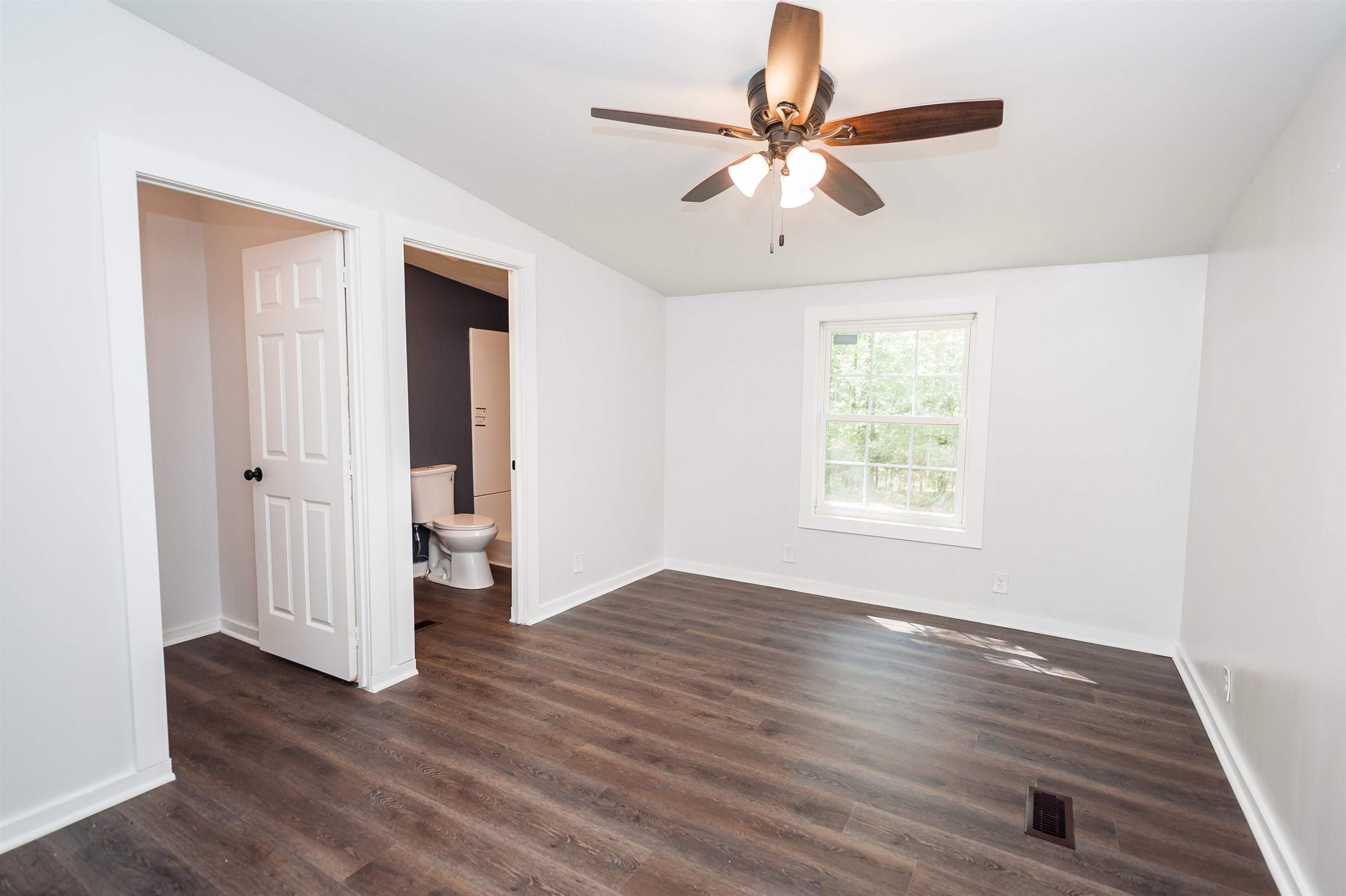 1346 E Georgia Road Property Photo 8
