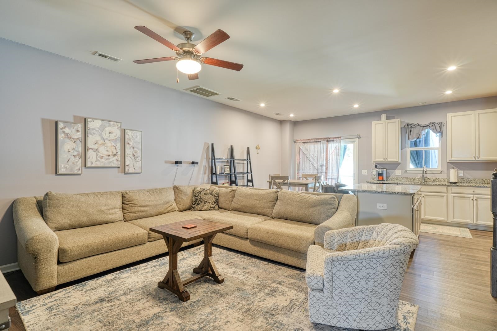 331 Weststone Walk Property Photo 6