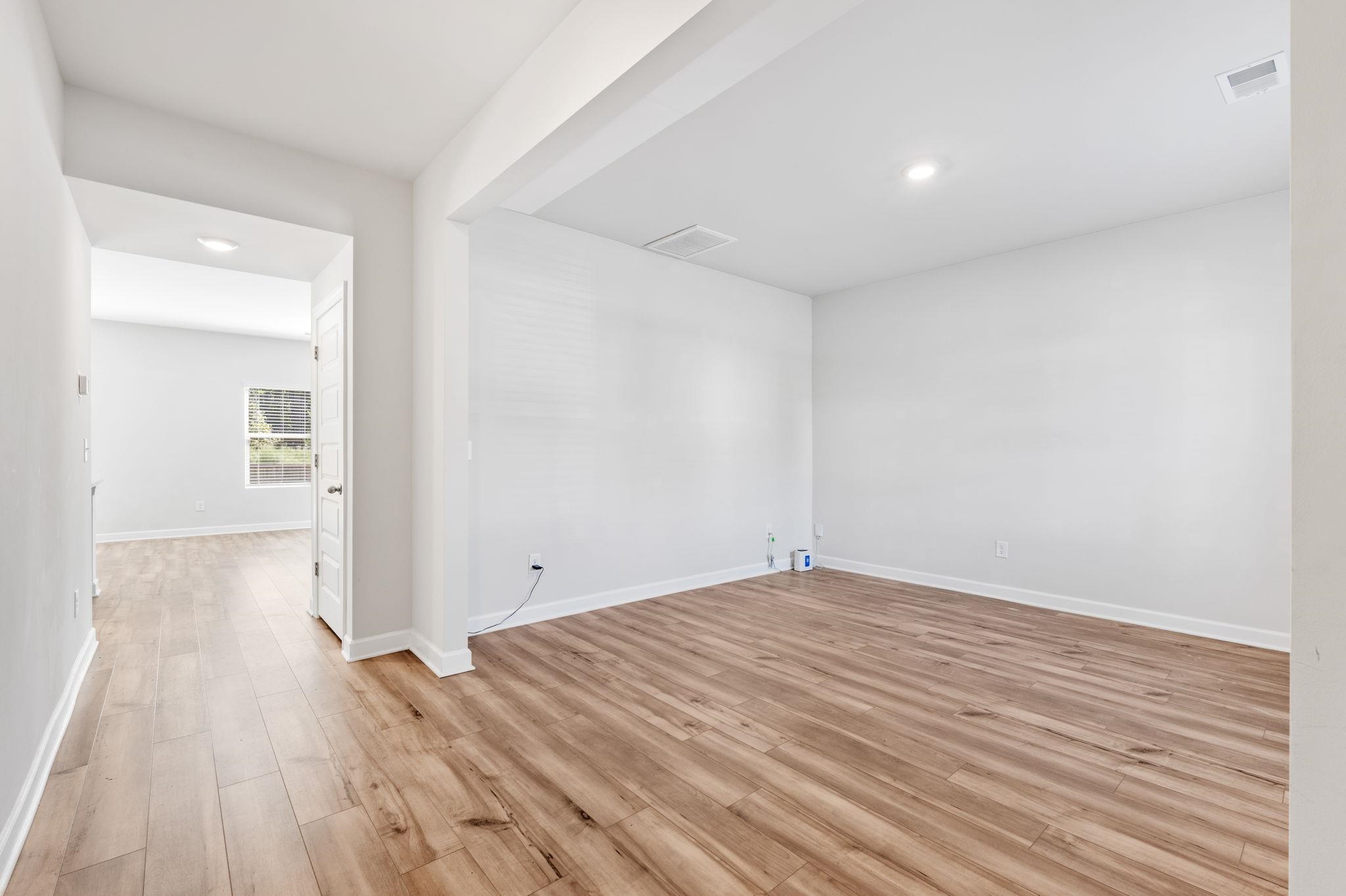 109 Mainsail Way Property Photo 6