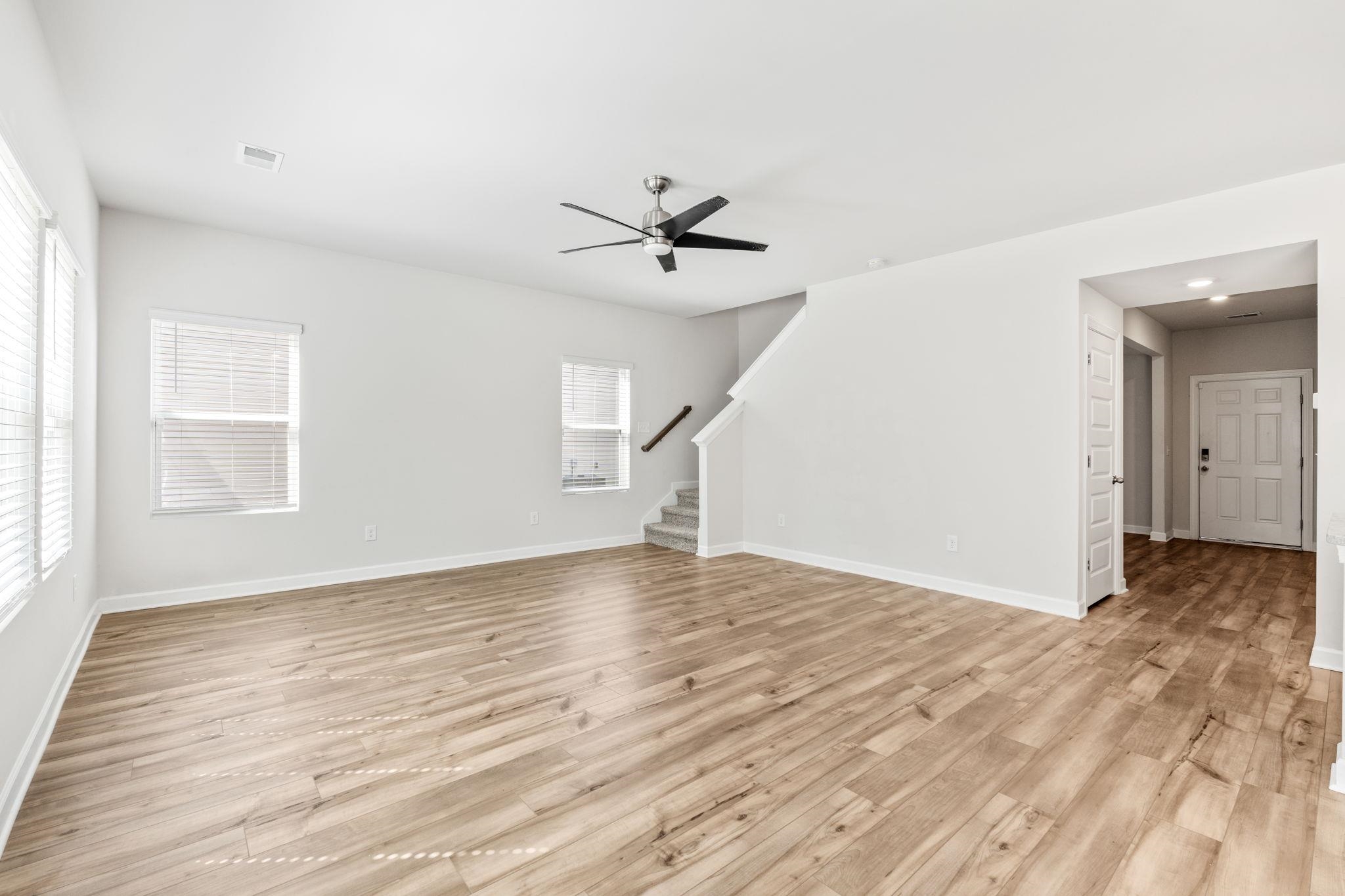 109 Mainsail Way Property Photo 15