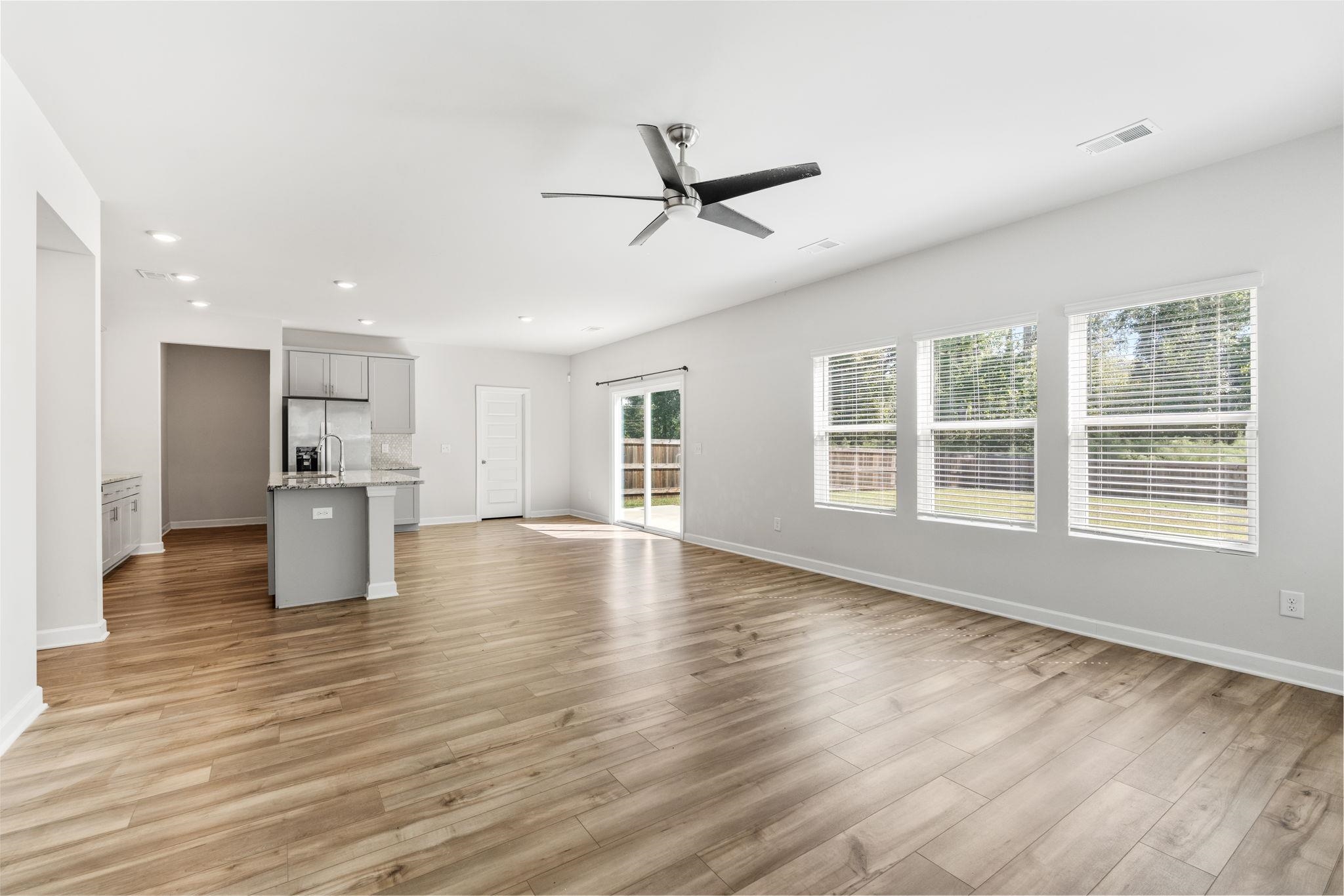 109 Mainsail Way Property Photo 17