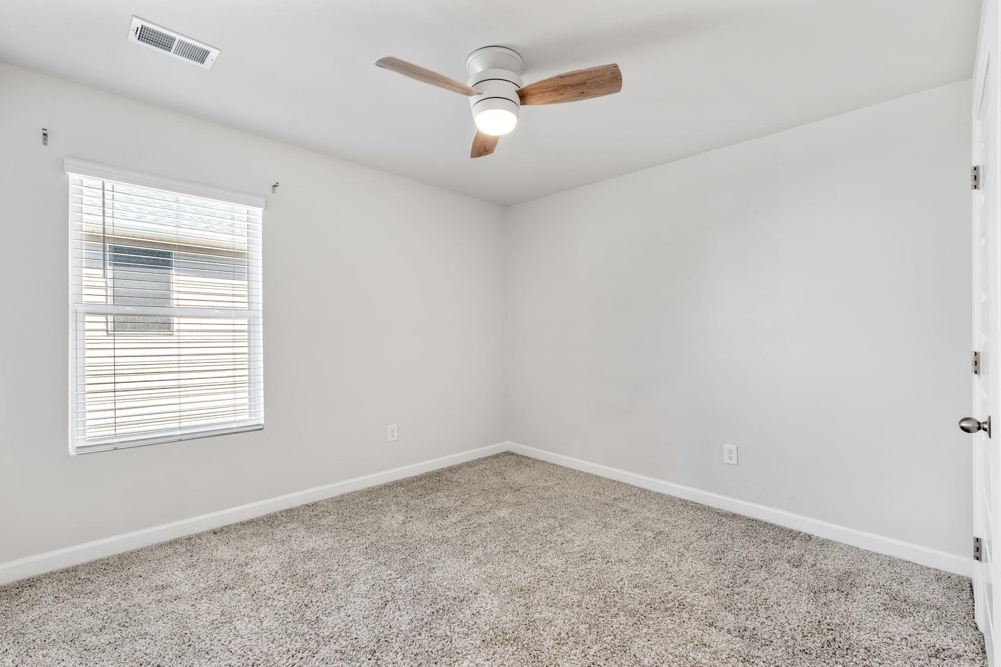 109 Mainsail Way Property Photo 29