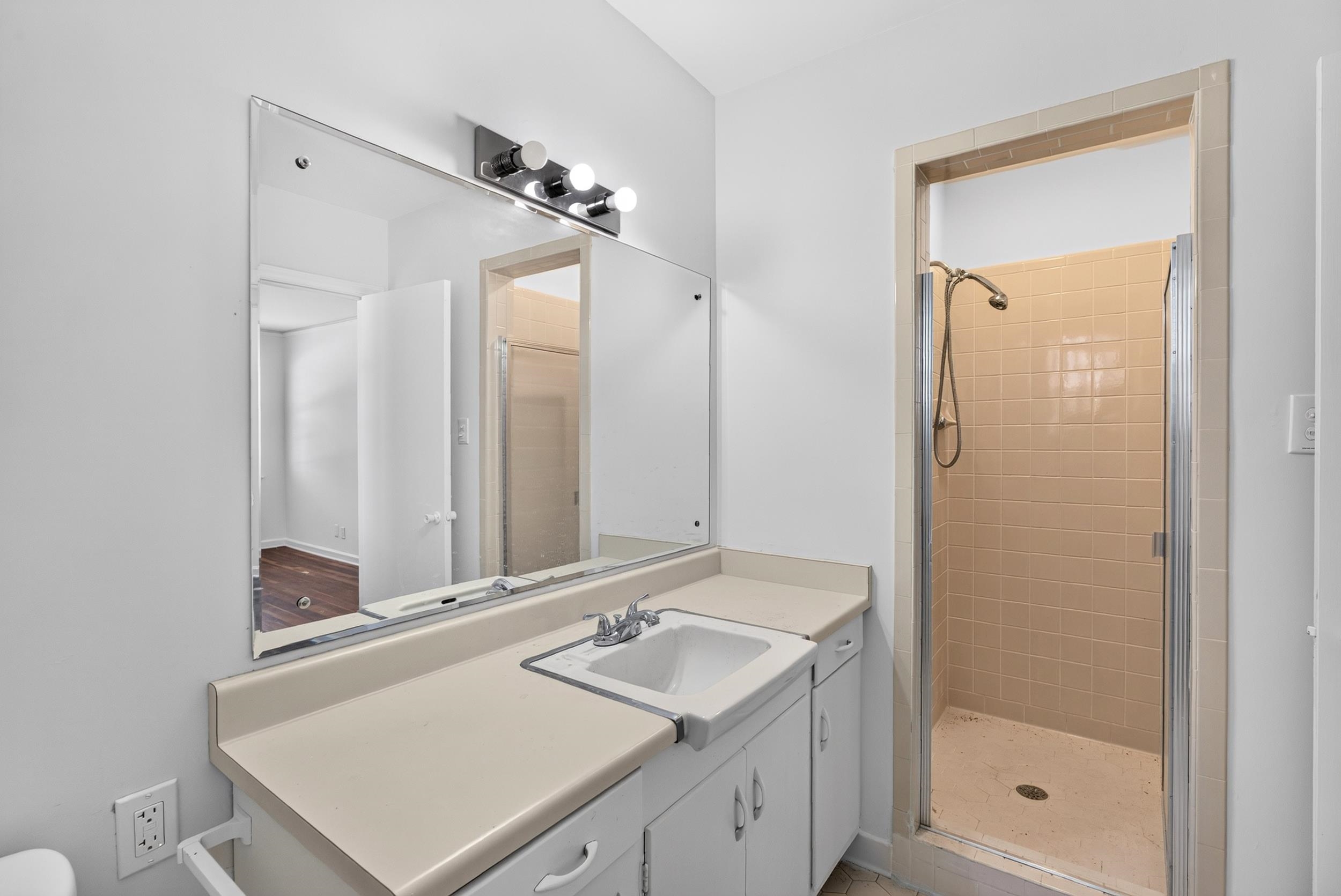 342438 Property Photo 24