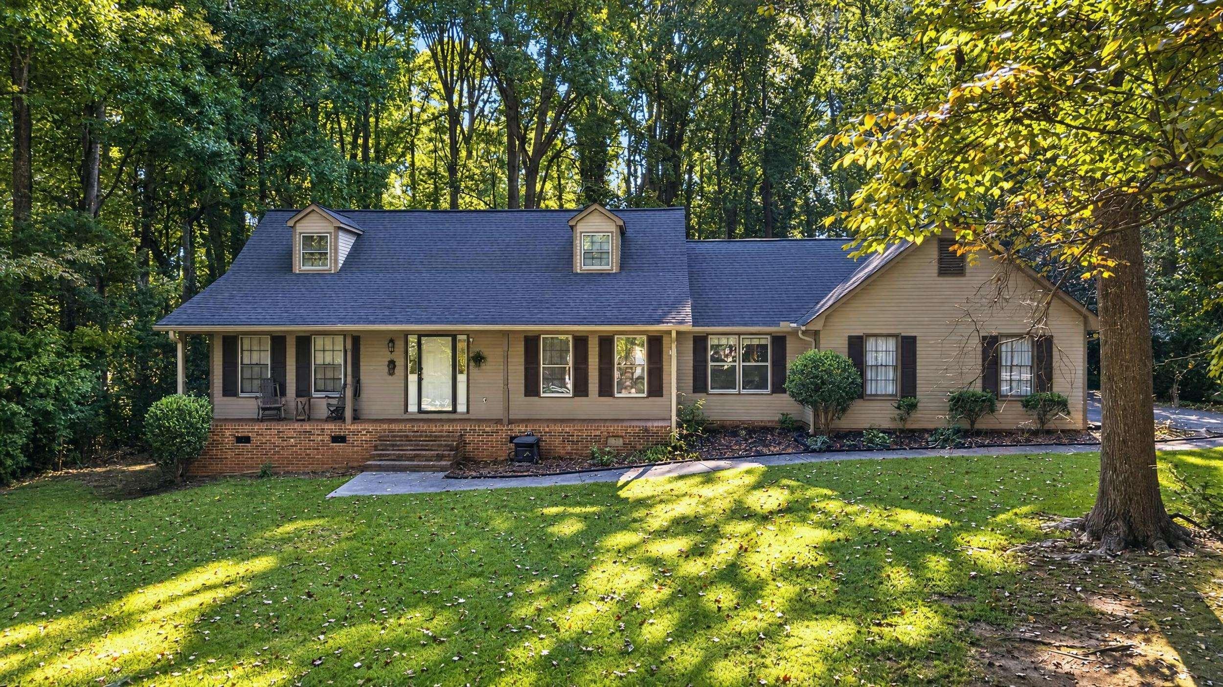 160 Chestnut Lake Drive Property Photo 1