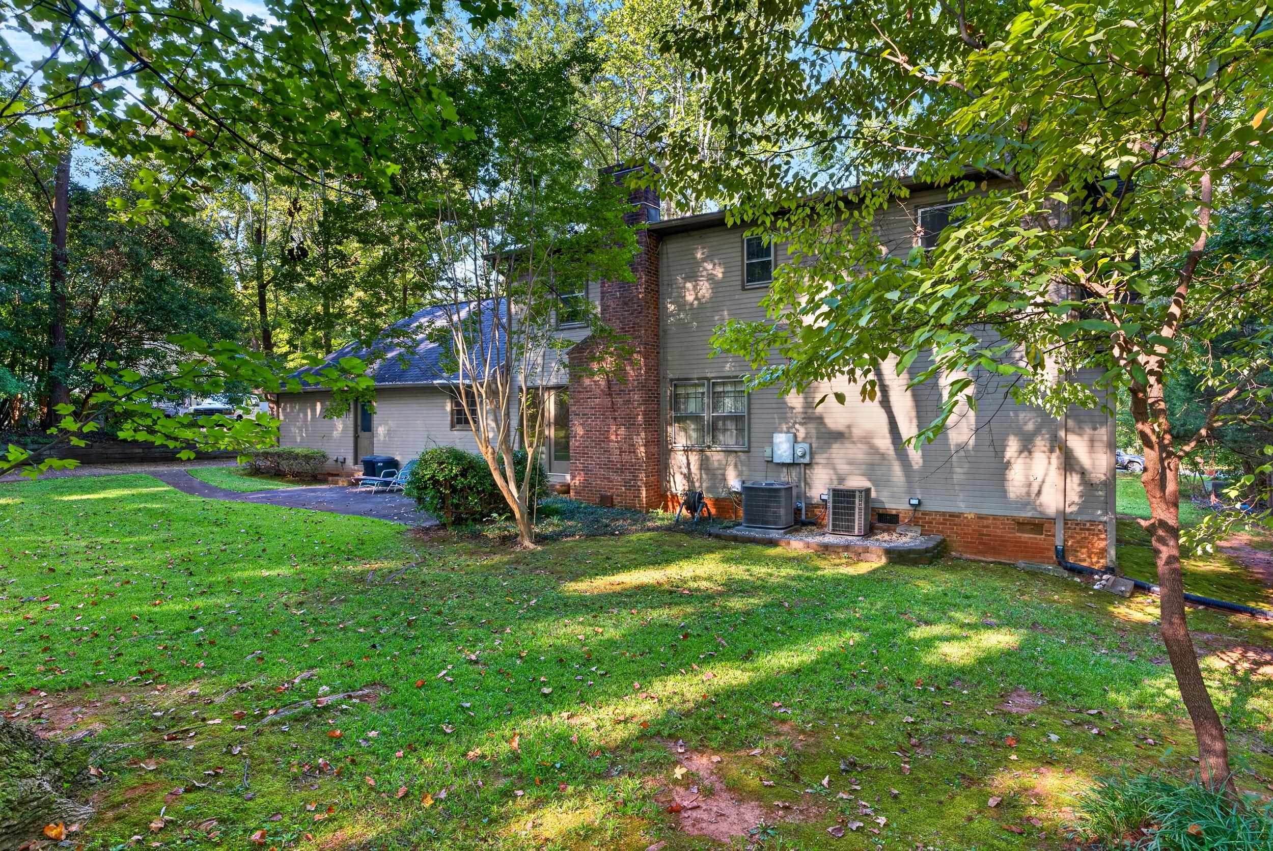 160 Chestnut Lake Drive Property Photo 6