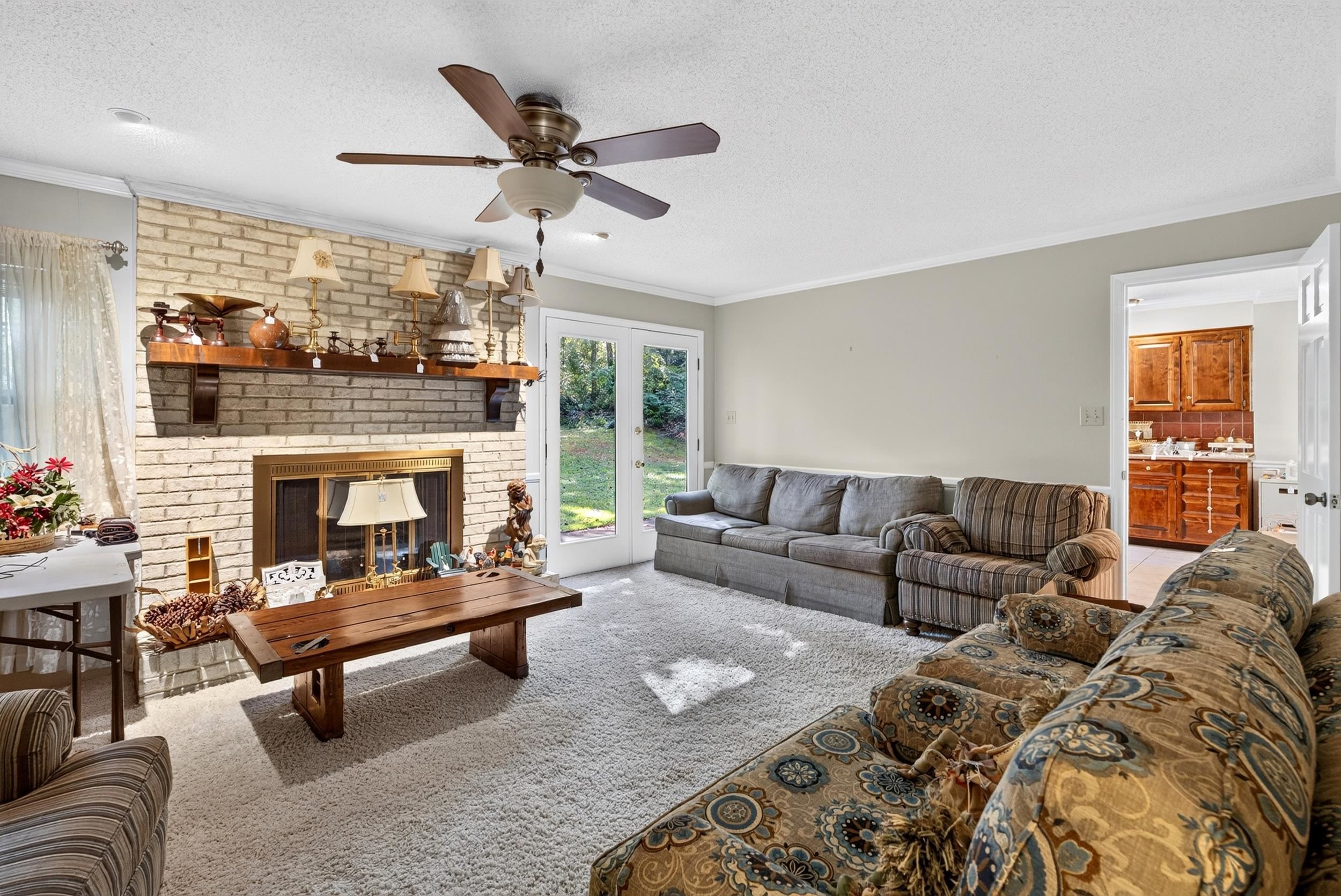 160 Chestnut Lake Drive Property Photo 10