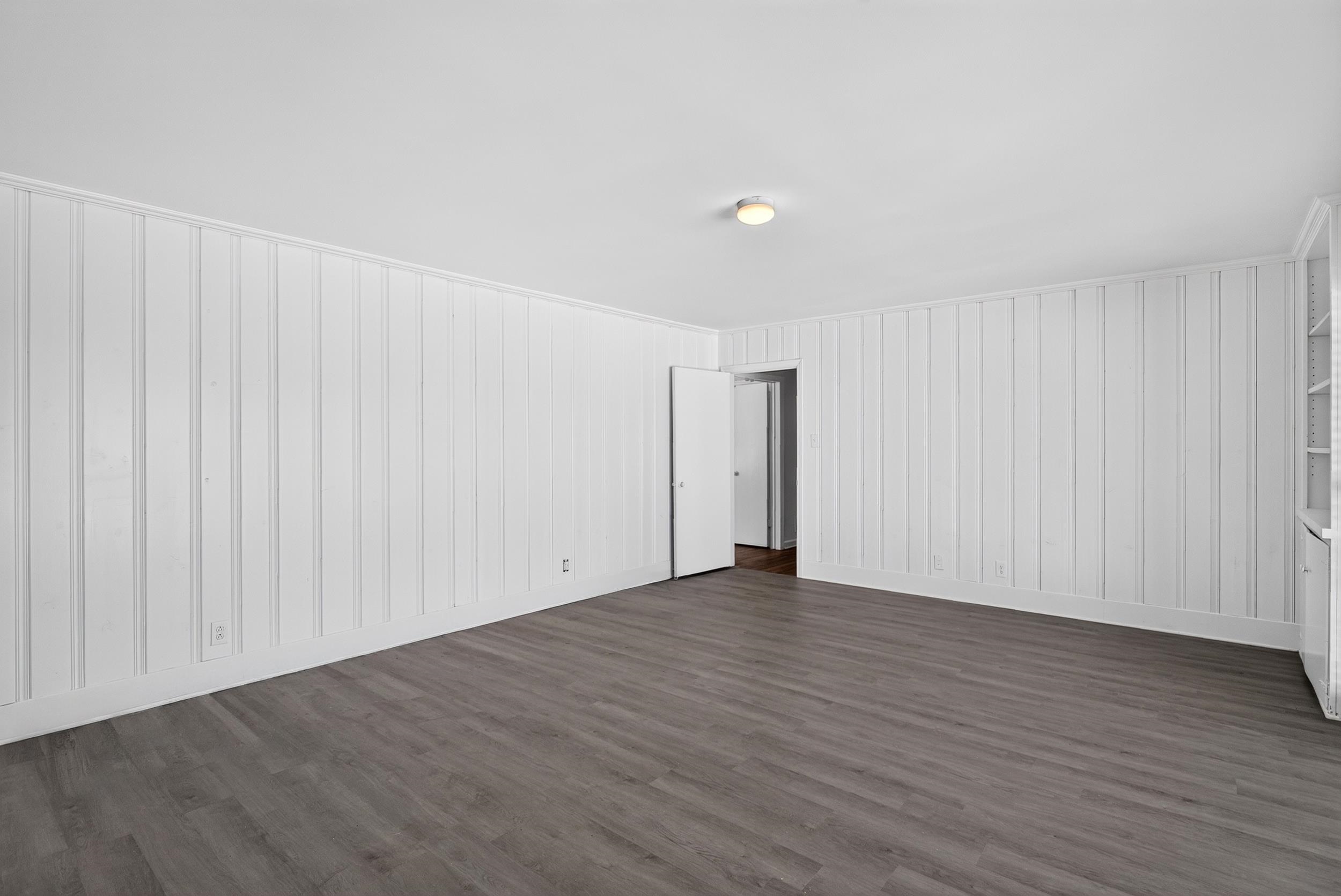 1586 Skylyn Drive Property Photo 16