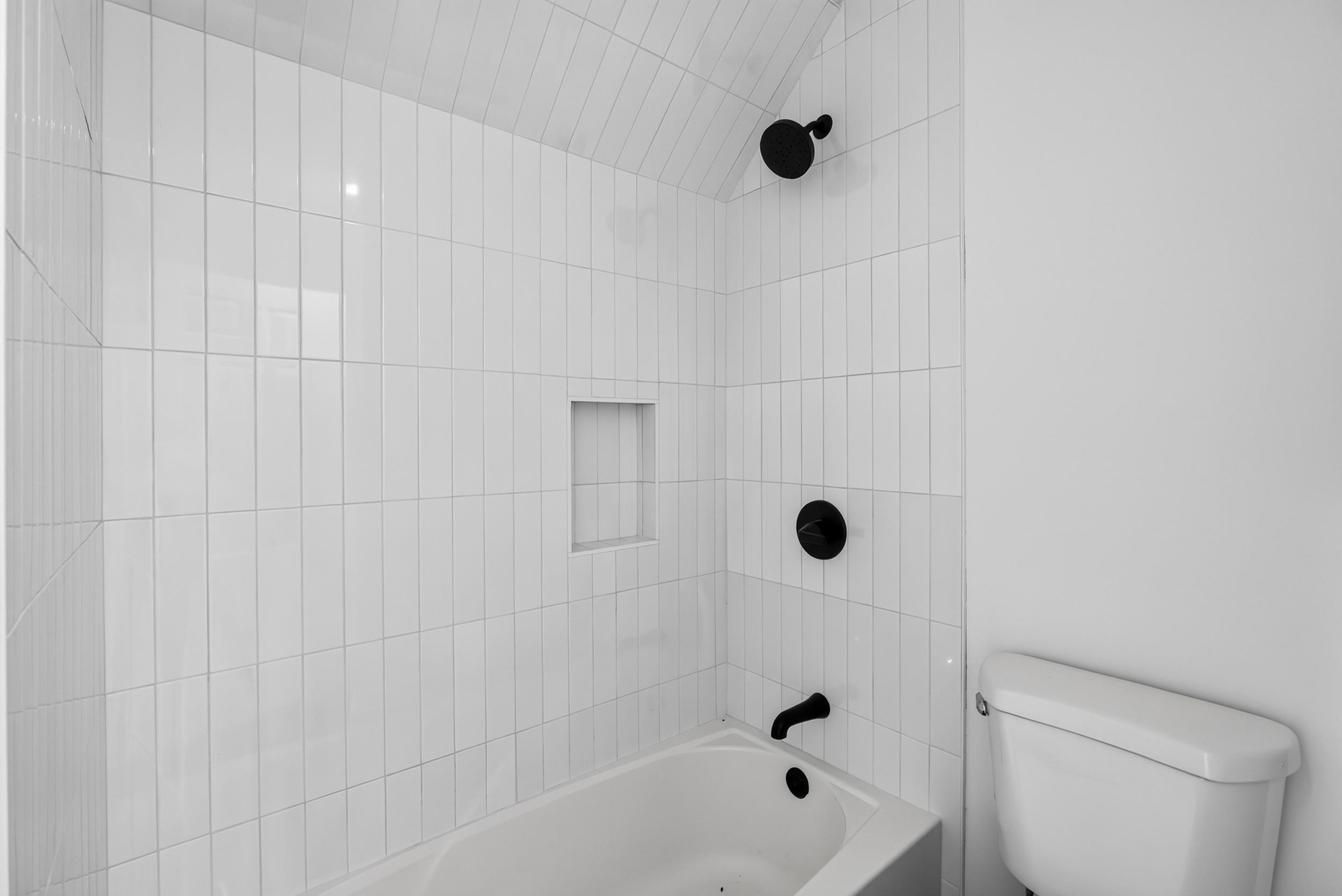 1586 Skylyn Drive Property Photo 36