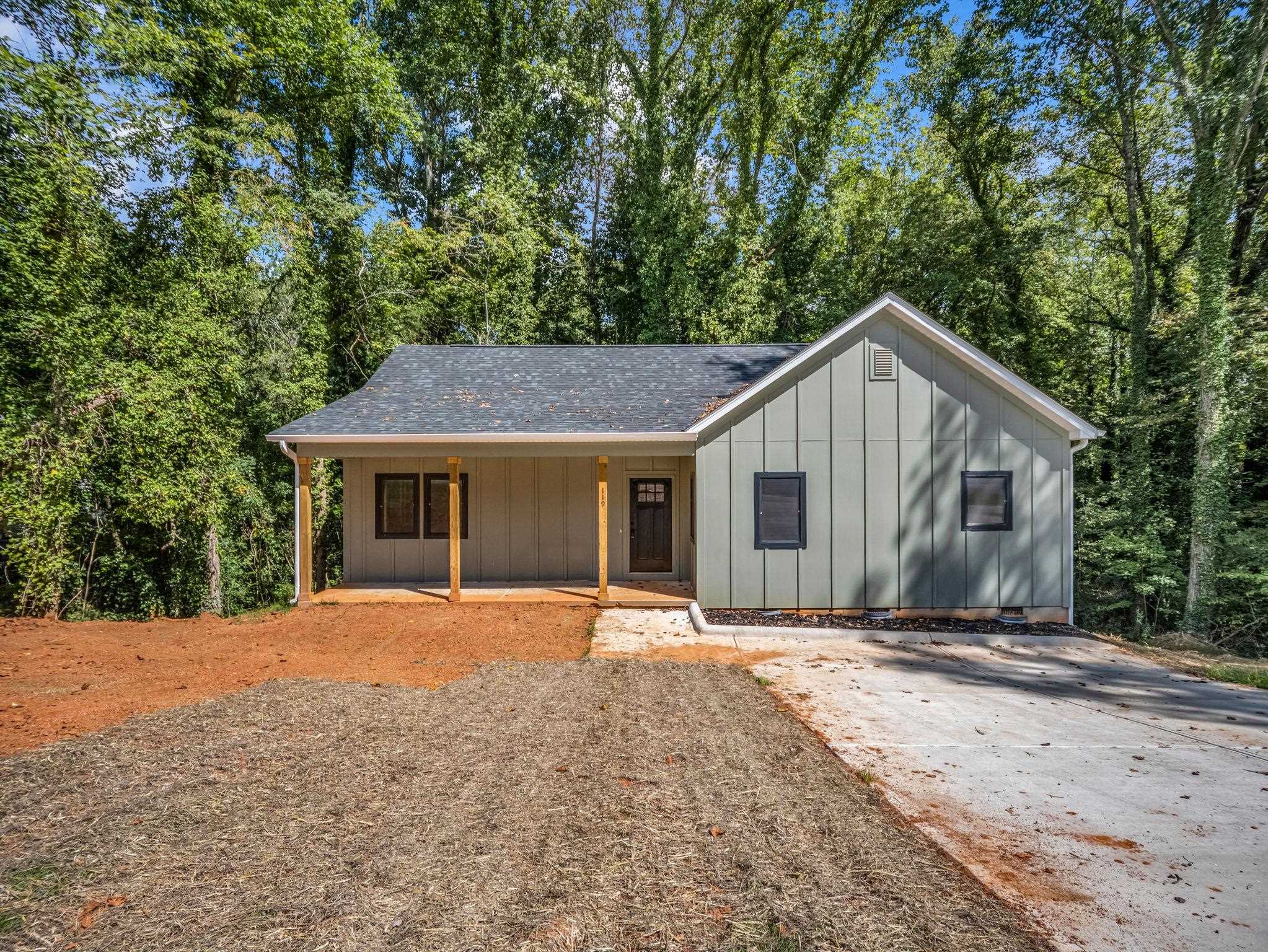119 Salem Rd Property Photo 1
