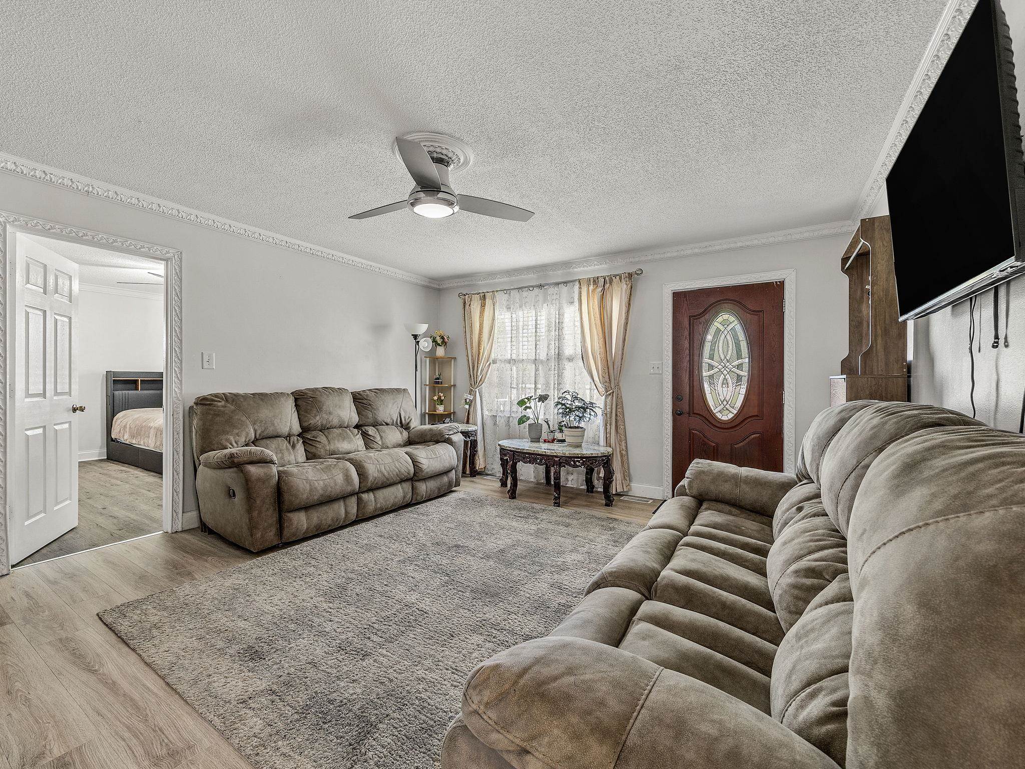 8378 Valley Falls Road Property Photo 12
