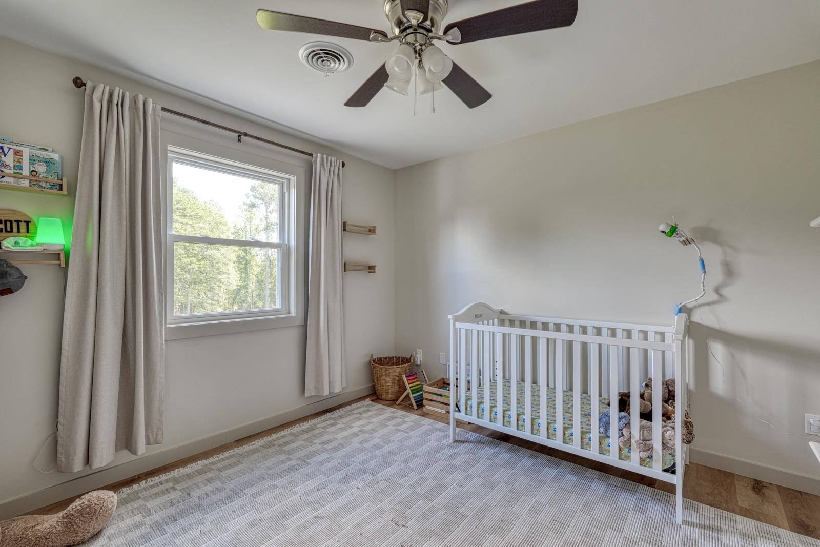 406 Creekside Drive Property Photo 20