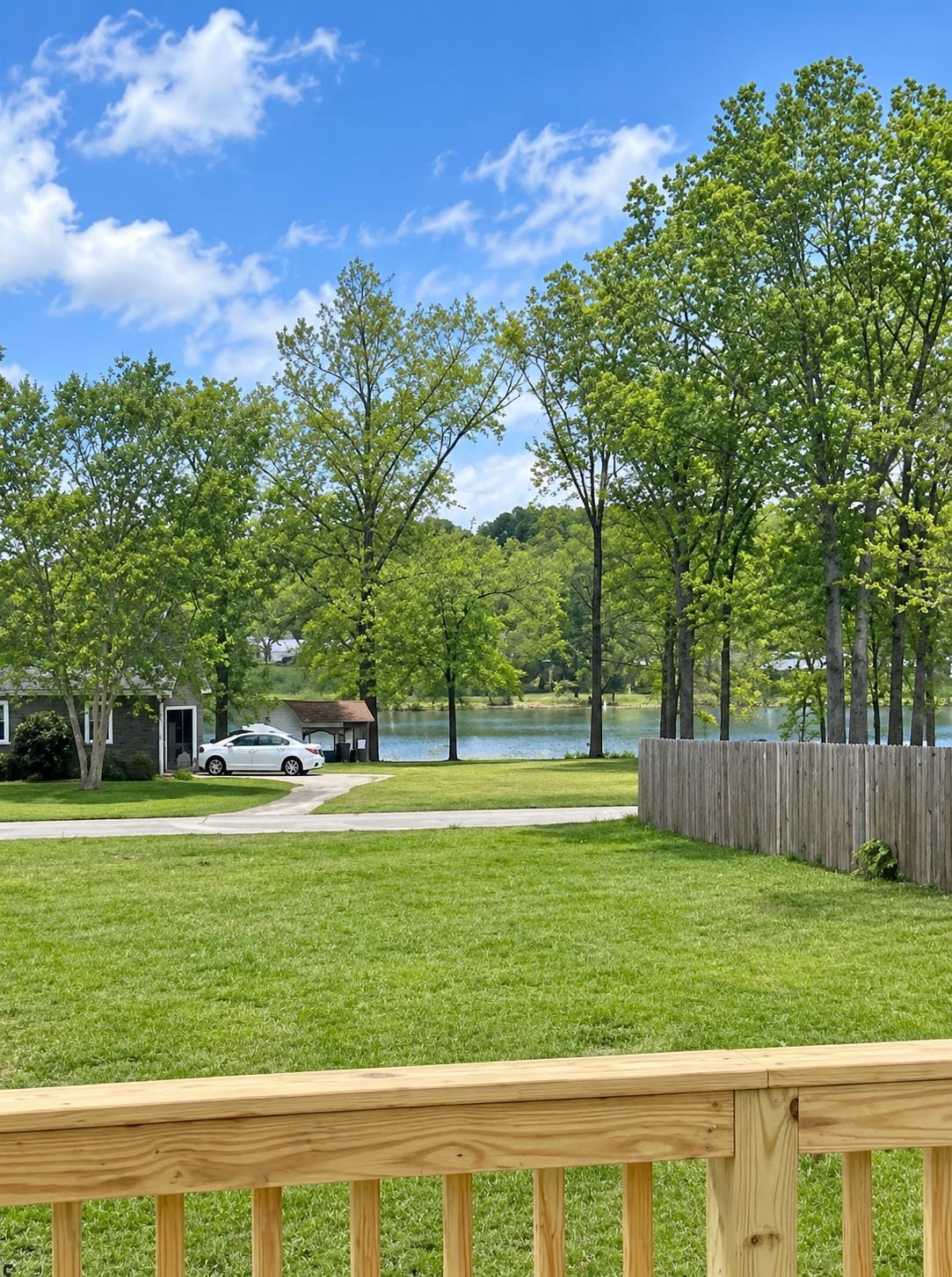 522 Burton Creekside Road Property Photo 3