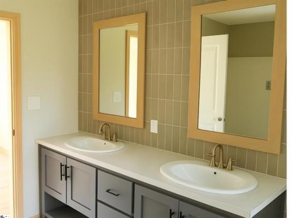 522 Burton Creekside Road Property Photo 13