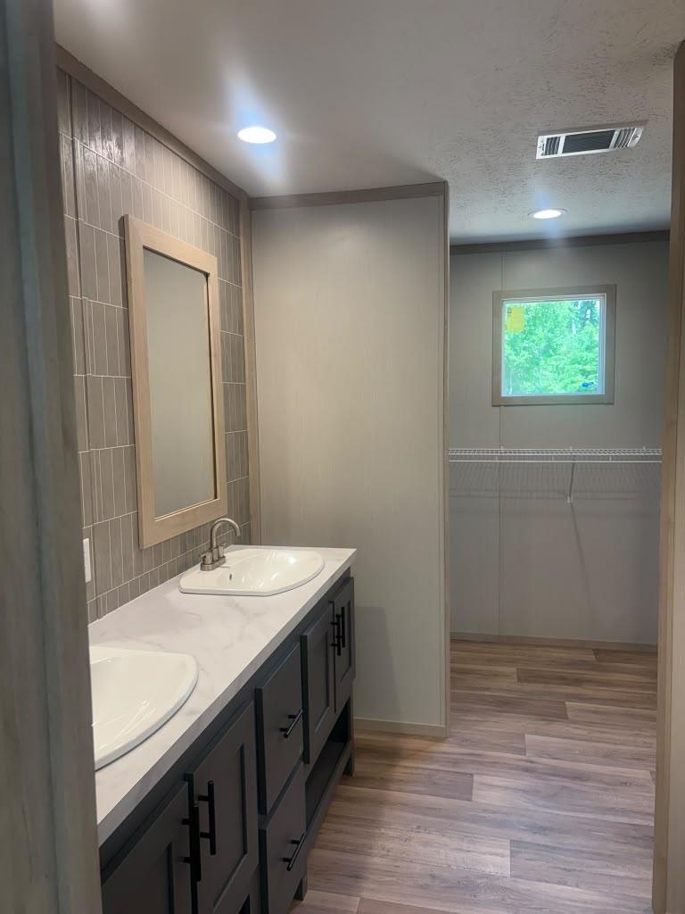 522 Burton Creekside Road Property Photo 14