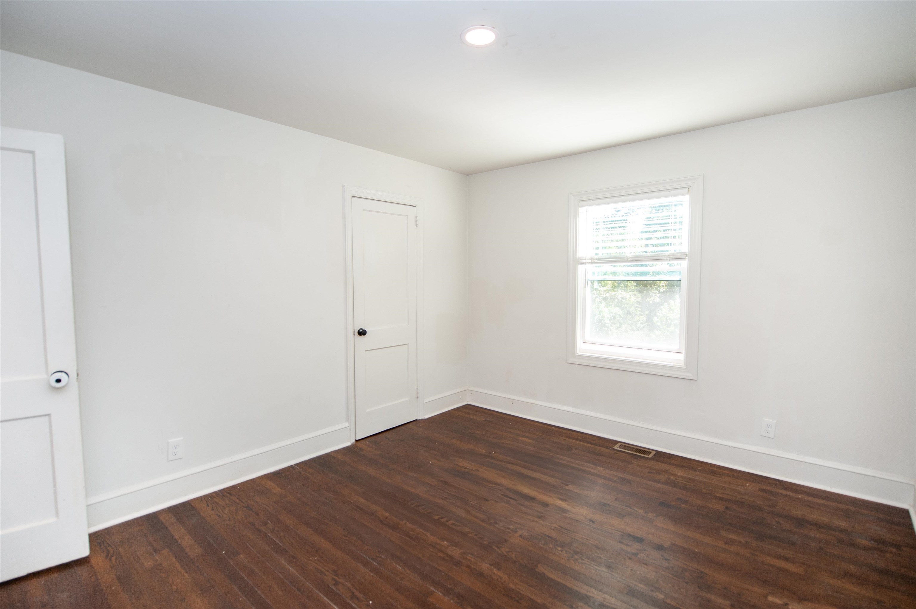 264 Fairforest Road Property Photo 14