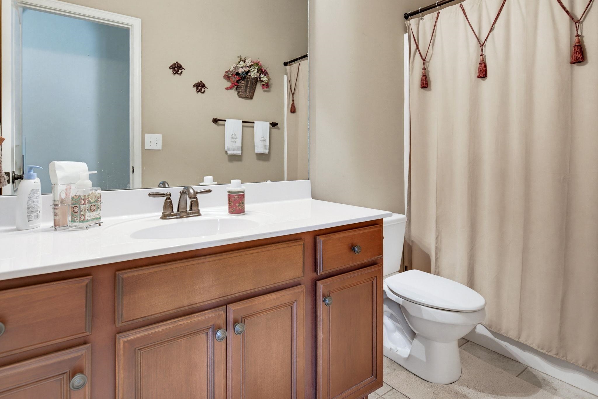120 Hubbard Lane Property Photo 28