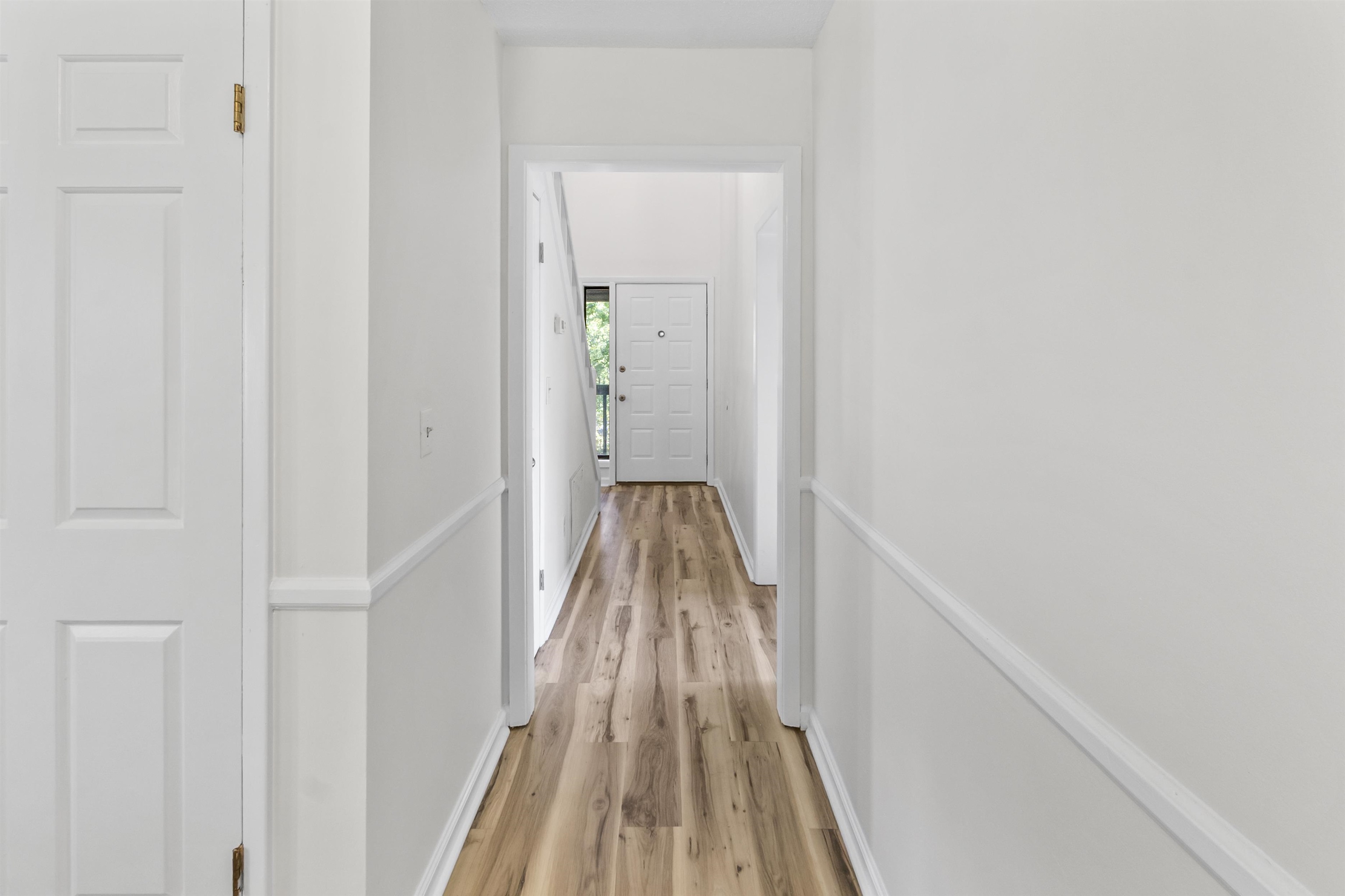 1404 Winding Way Property Photo 14