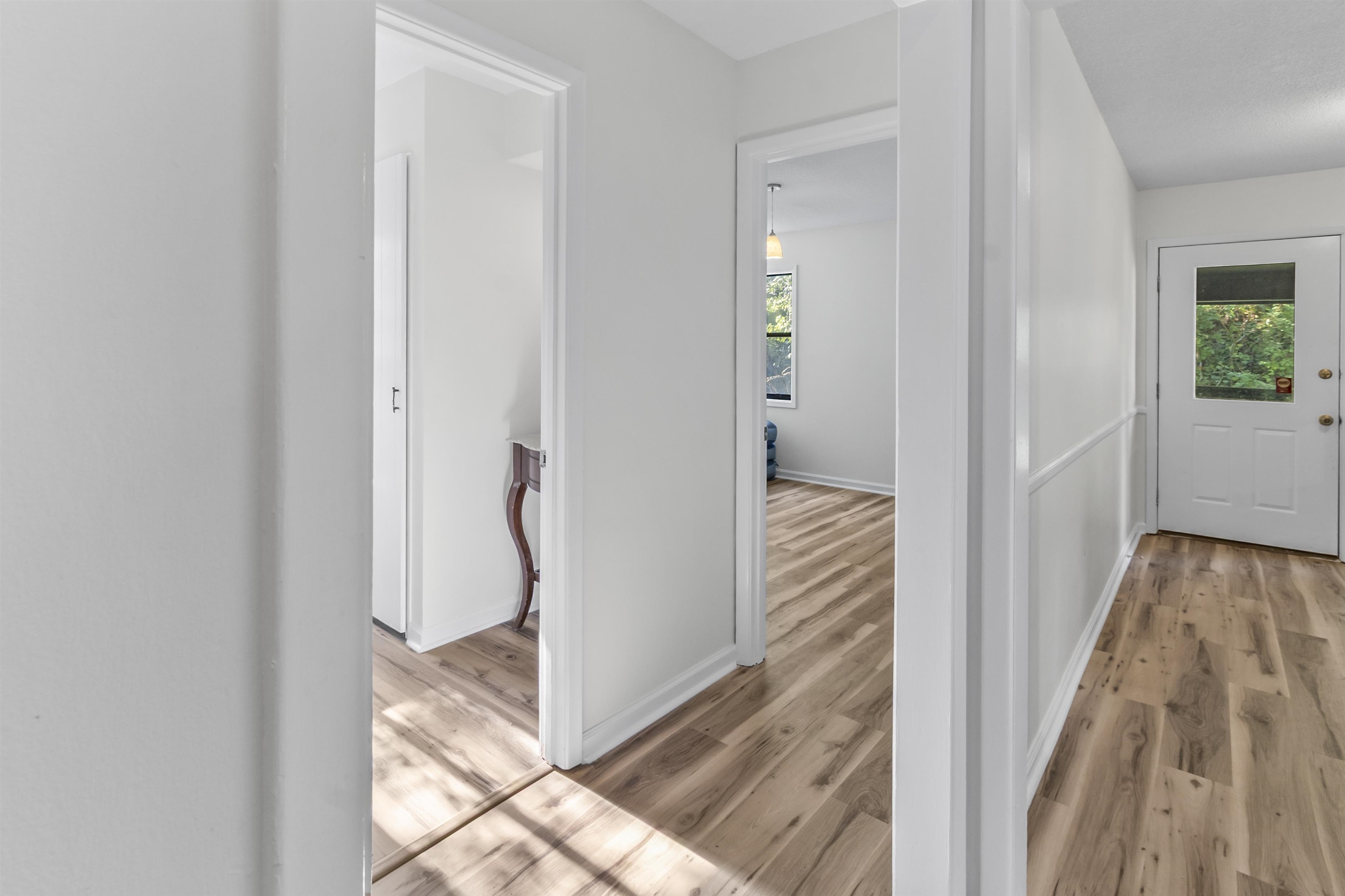 1404 Winding Way Property Photo 16