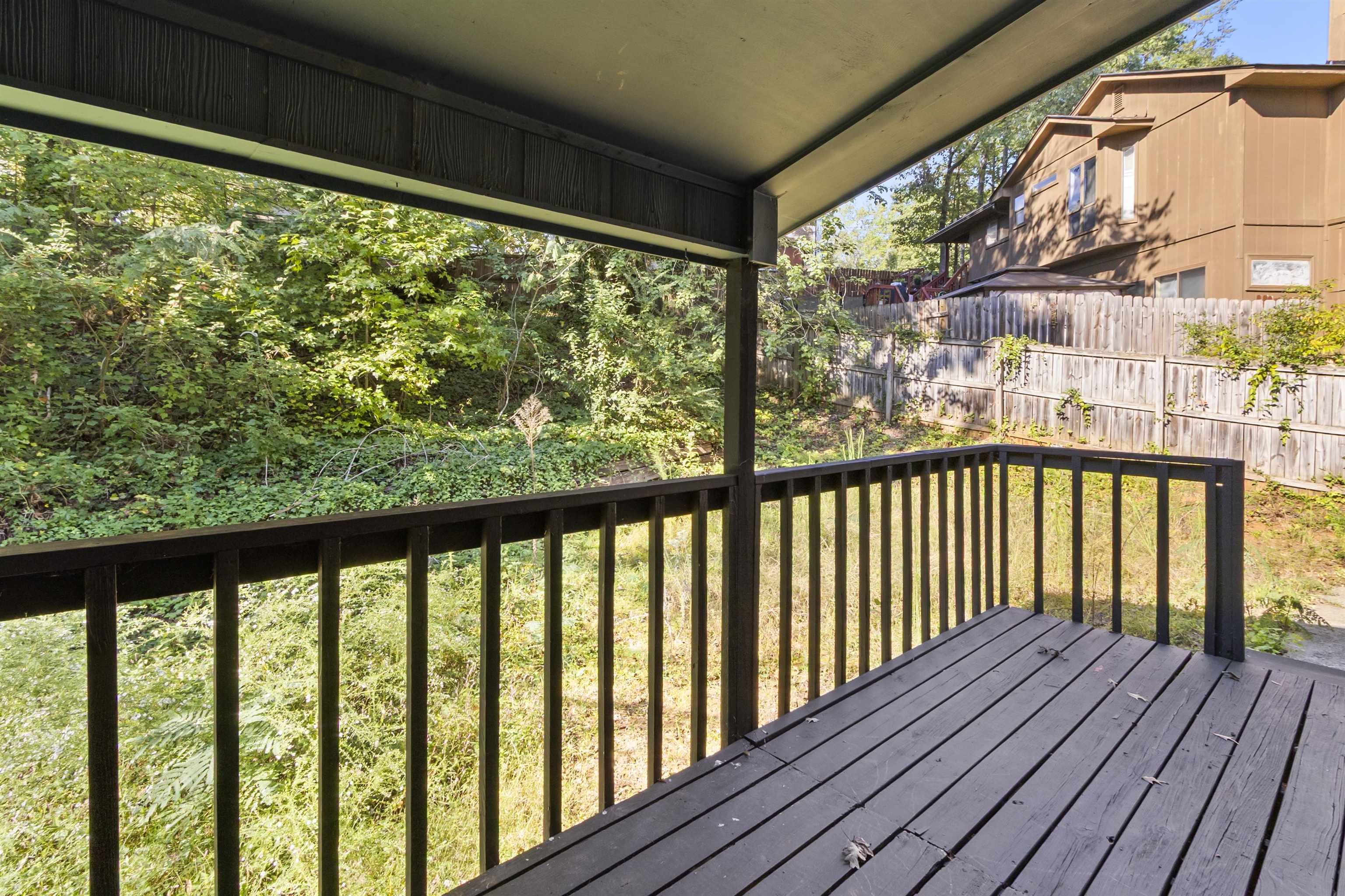 1404 Winding Way Property Photo 26