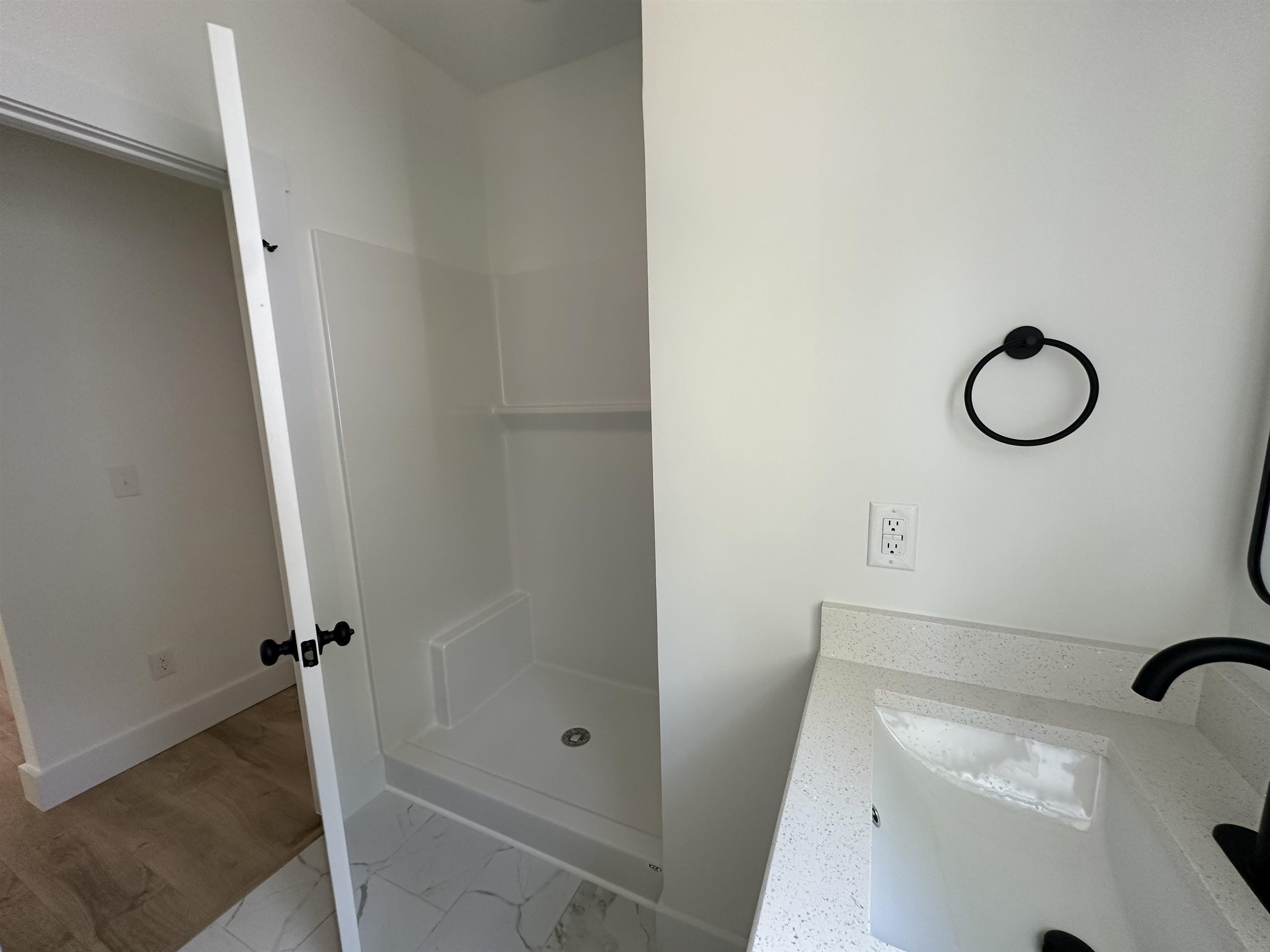 146 Saxon Drive Property Photo 20