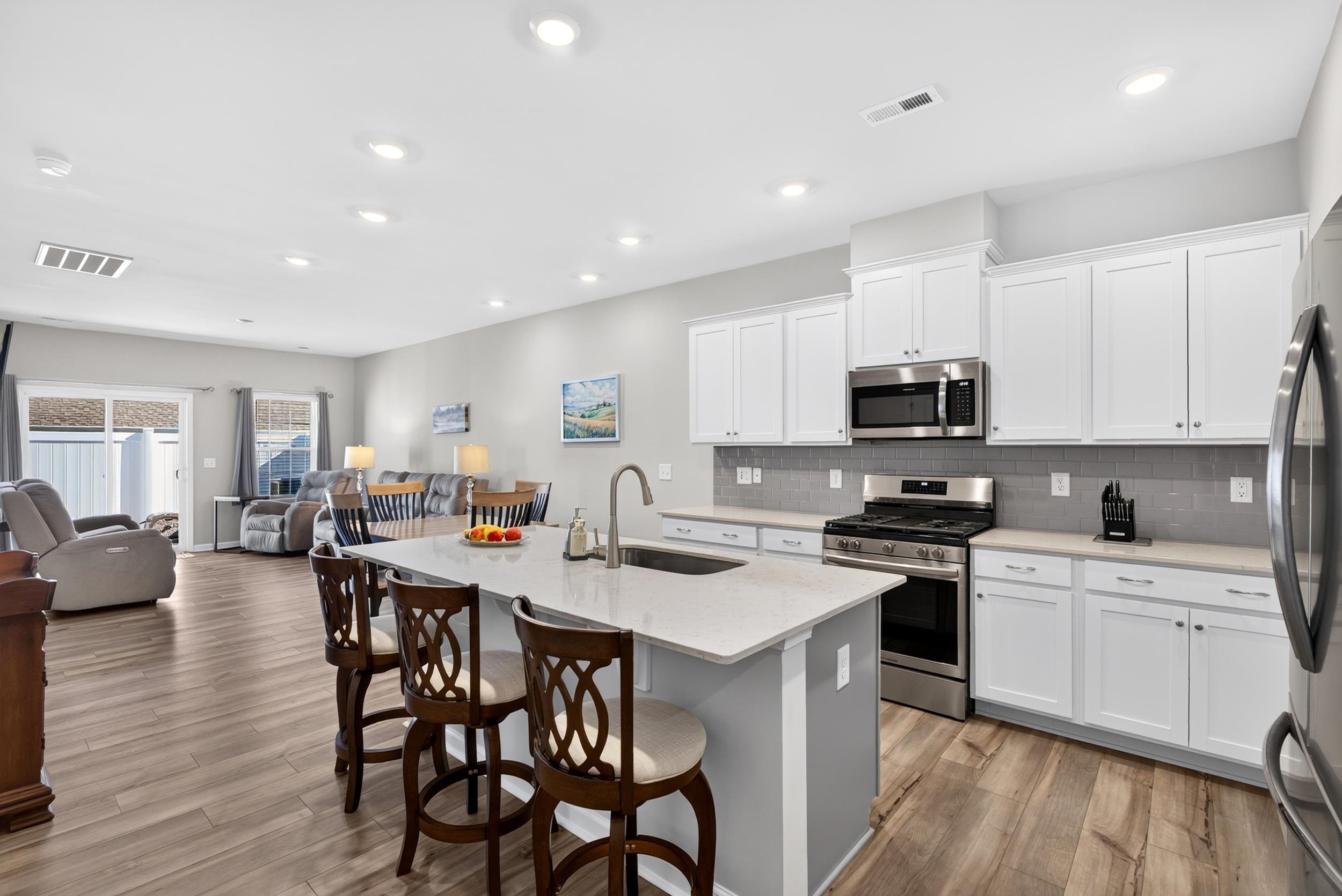 222 Paneer Lane Property Photo 7