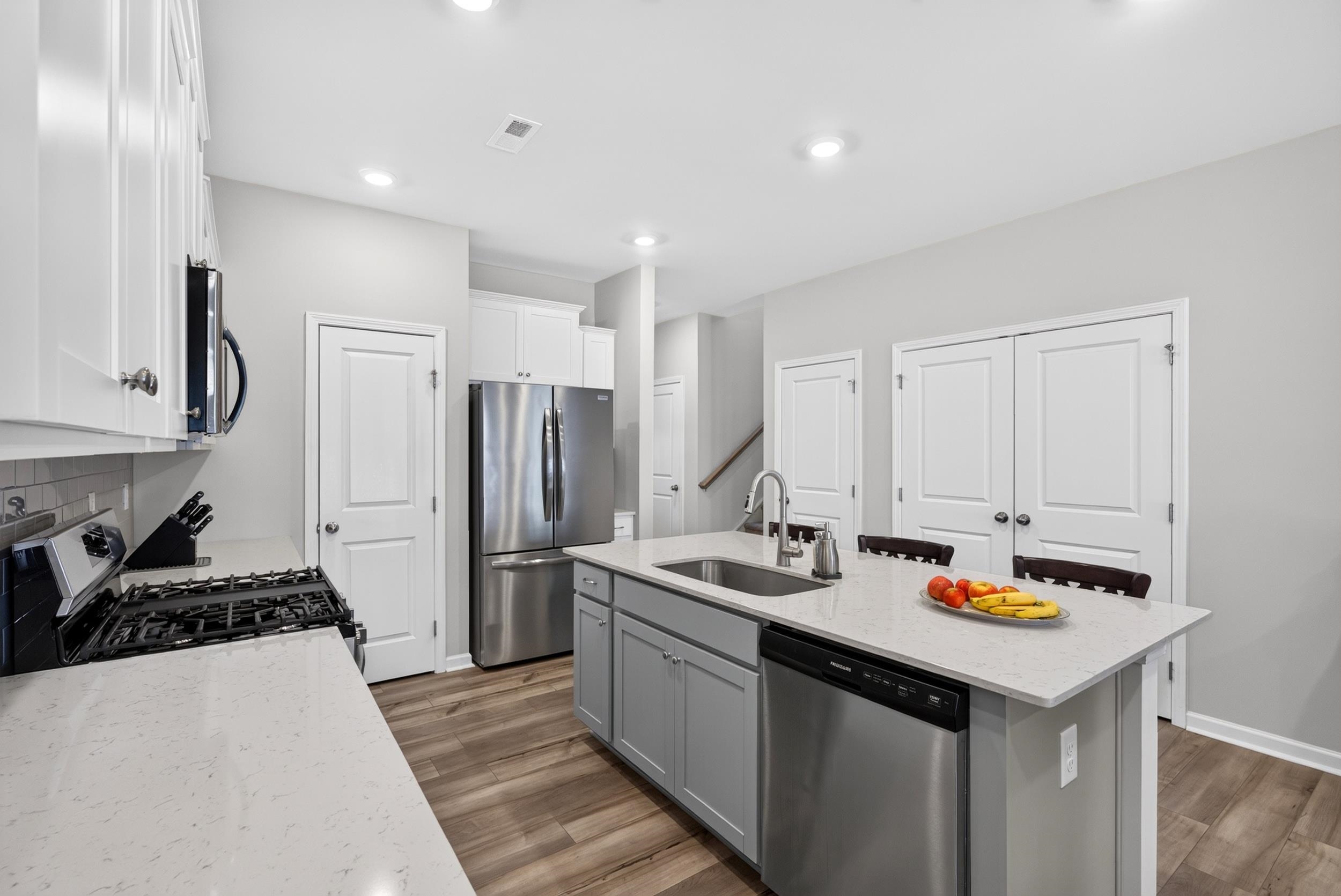 222 Paneer Lane Property Photo 10